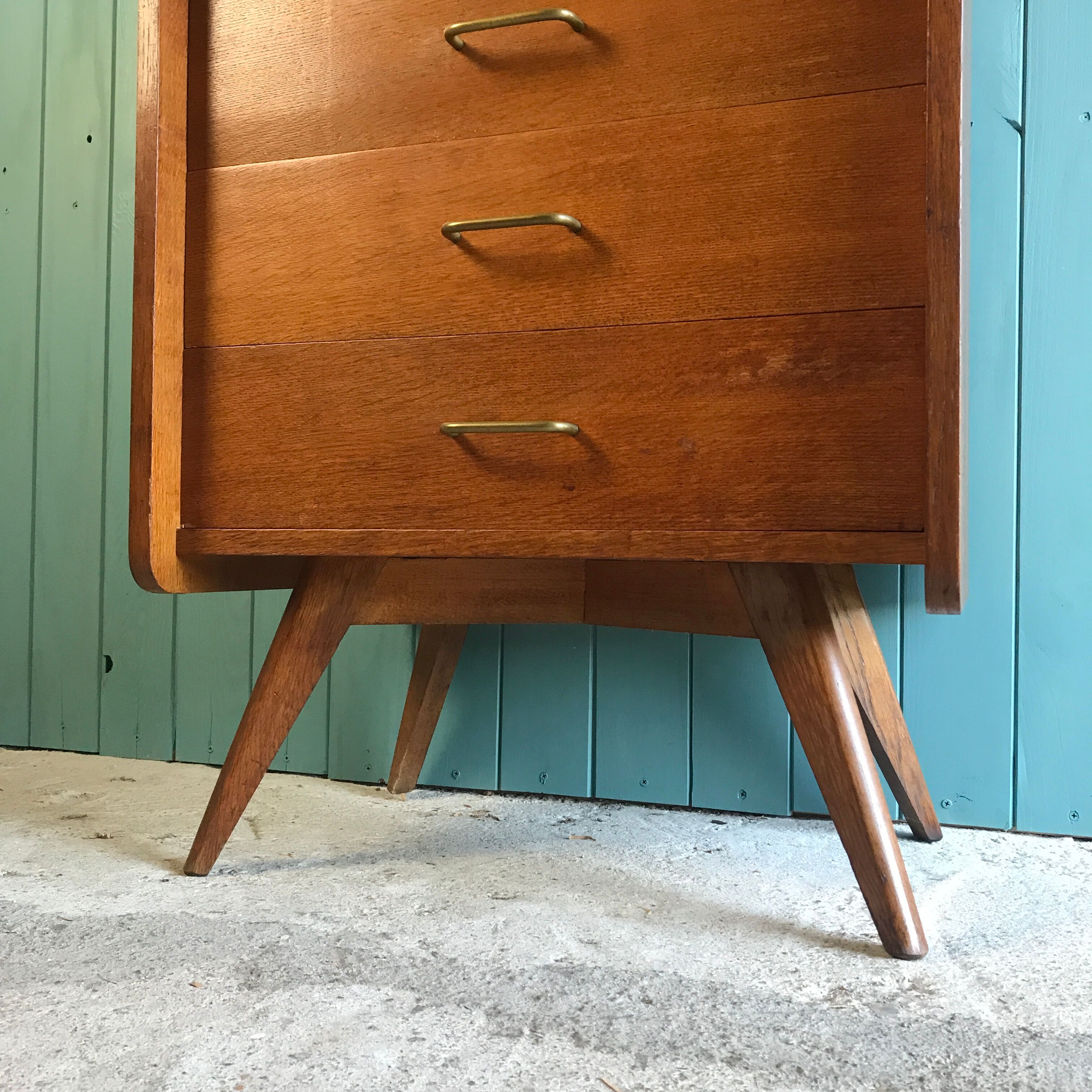 Chiffonnier/ semainier pieds compas