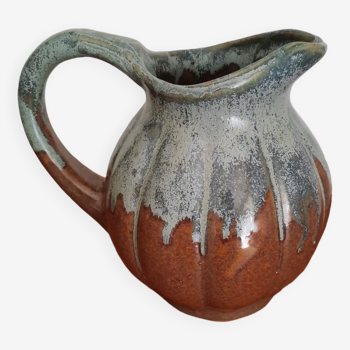 Ceramic jug