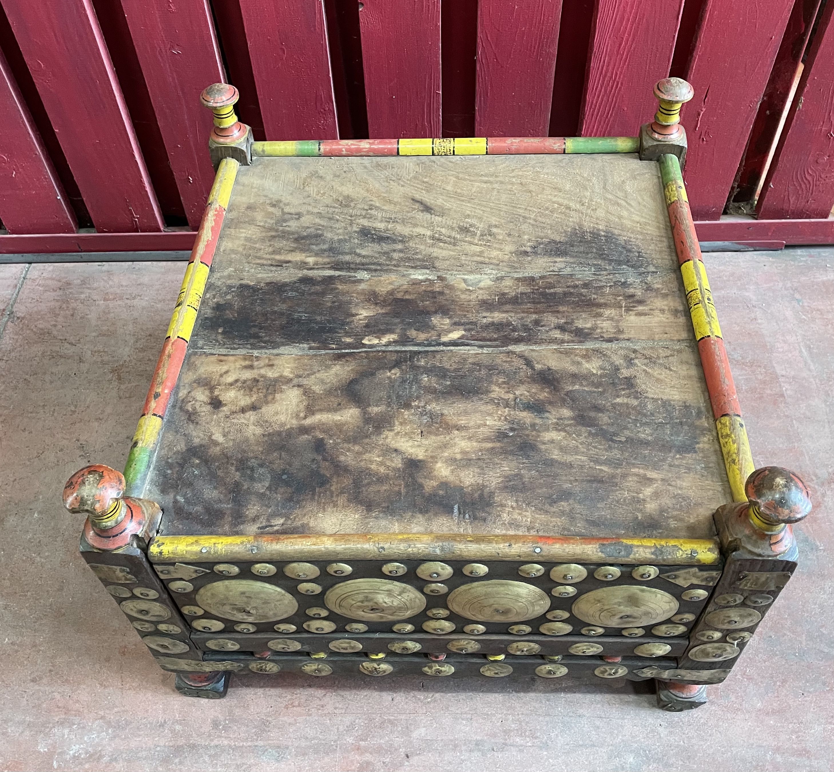 Pakistan, Punjab region. Old small tea table with traditional décor