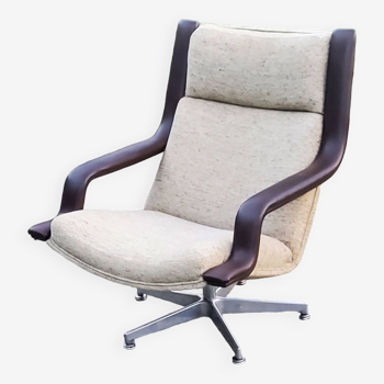 Swivel design armchair by Goeffrey Harcourt model F140 from the 70s