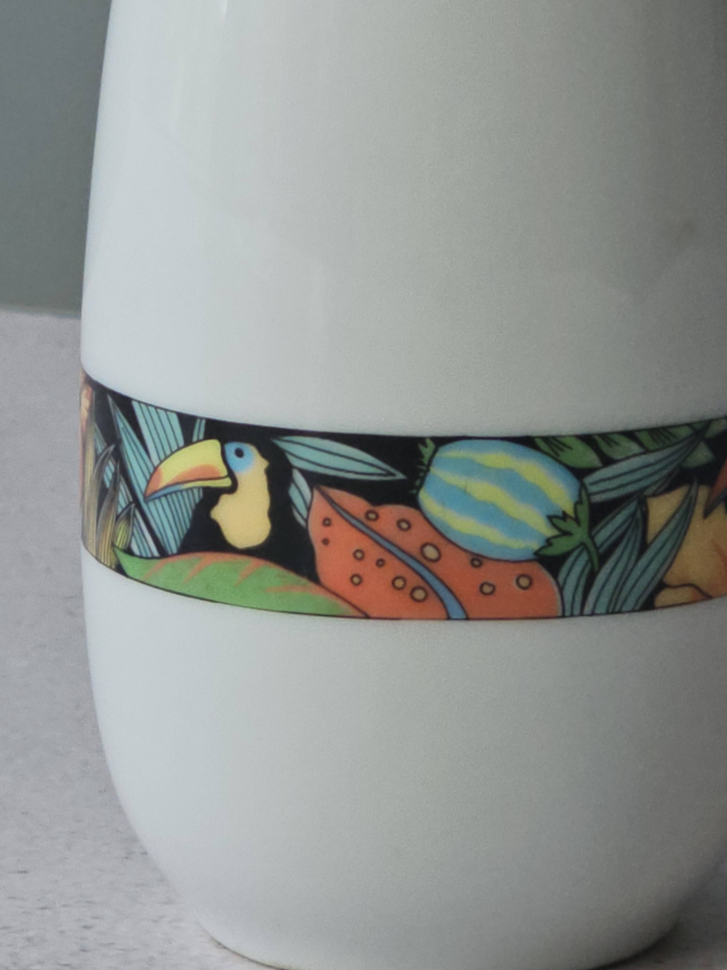 Small white porcelain vase from the Toucan collection by Pillivuyt.