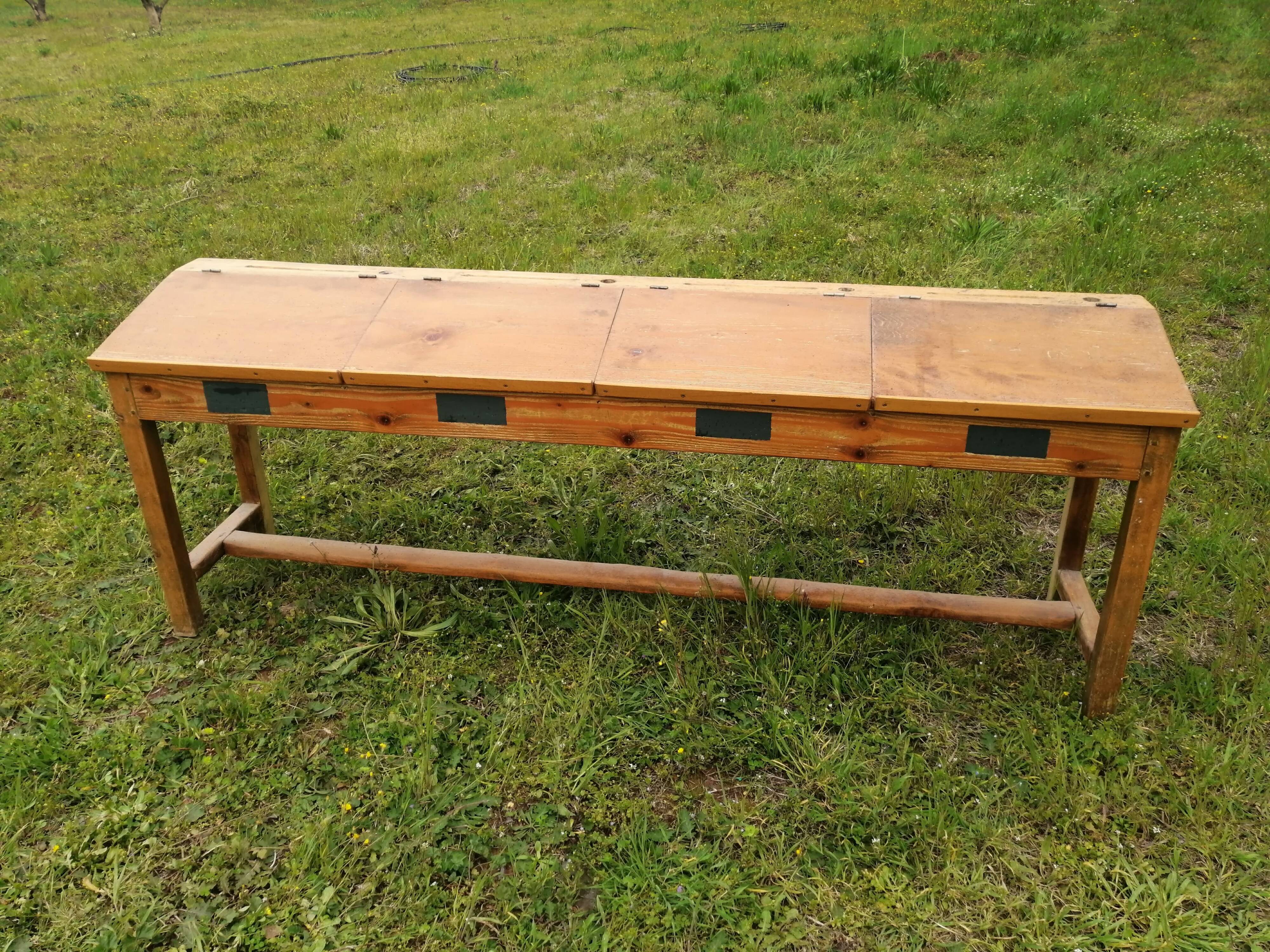 Old school desk for 4 people - Workshop furniture