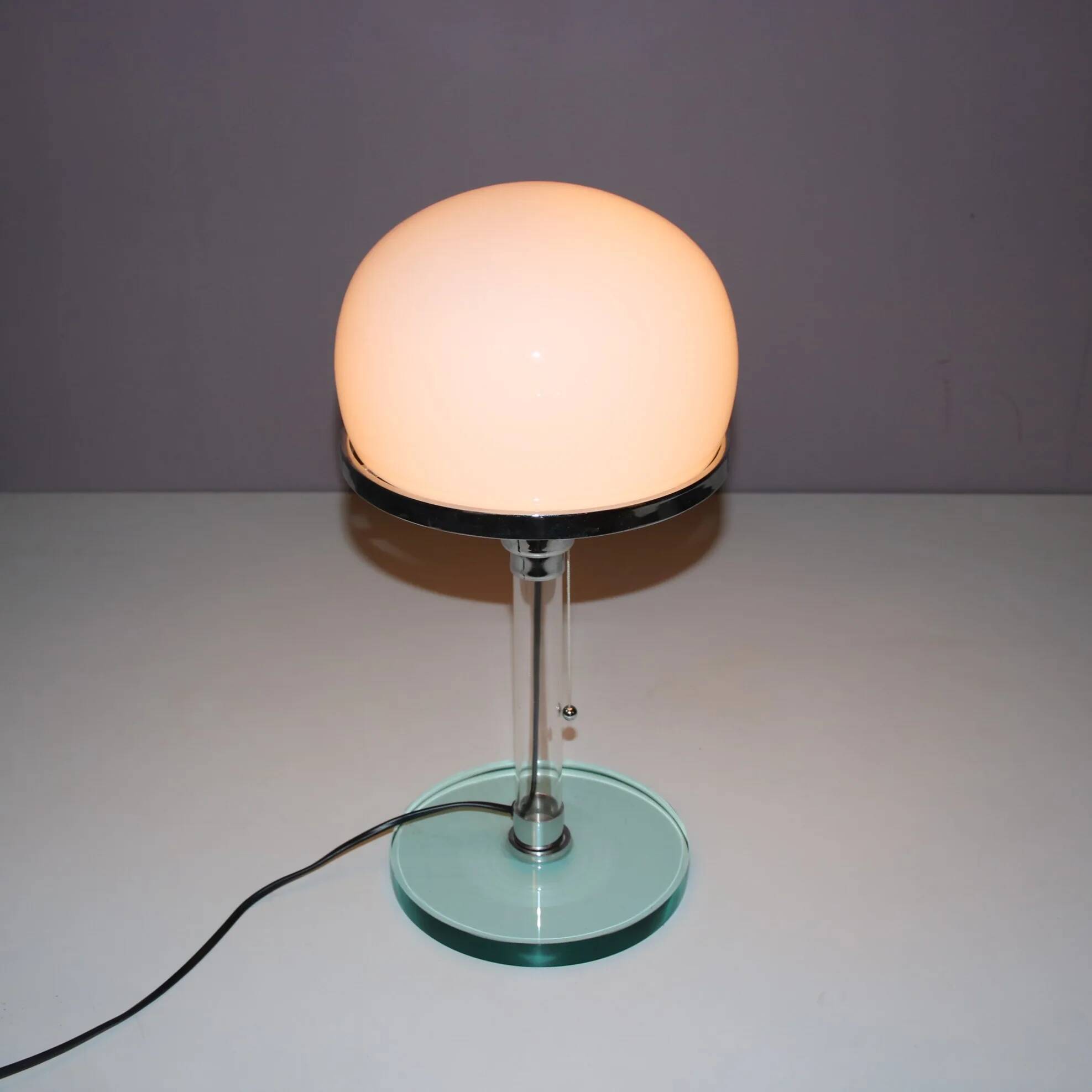 Lampe de table de style Bauhaus des années 1990, par Metalarte, Espagne