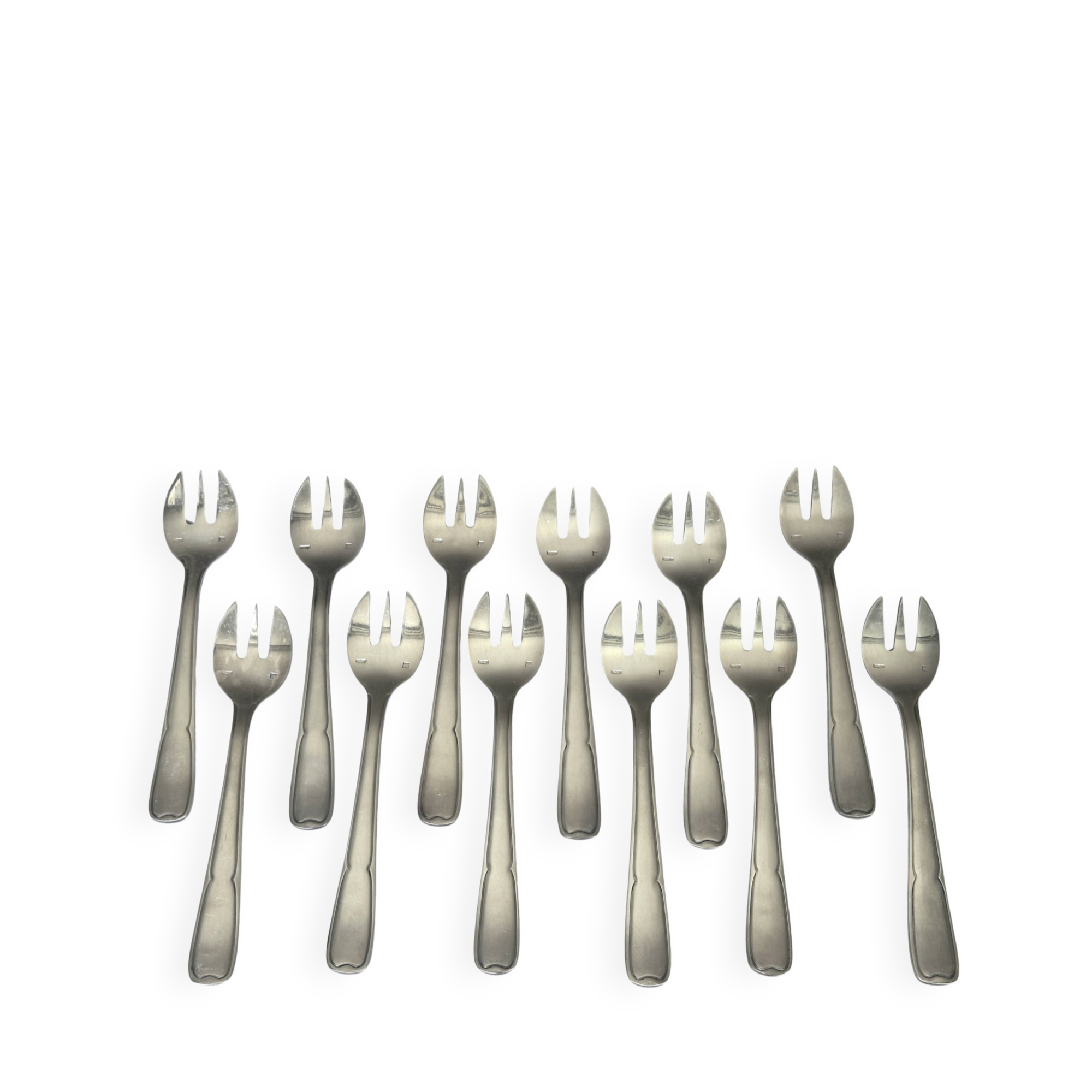 12 silver-plated oyster forks model Filet / Contours