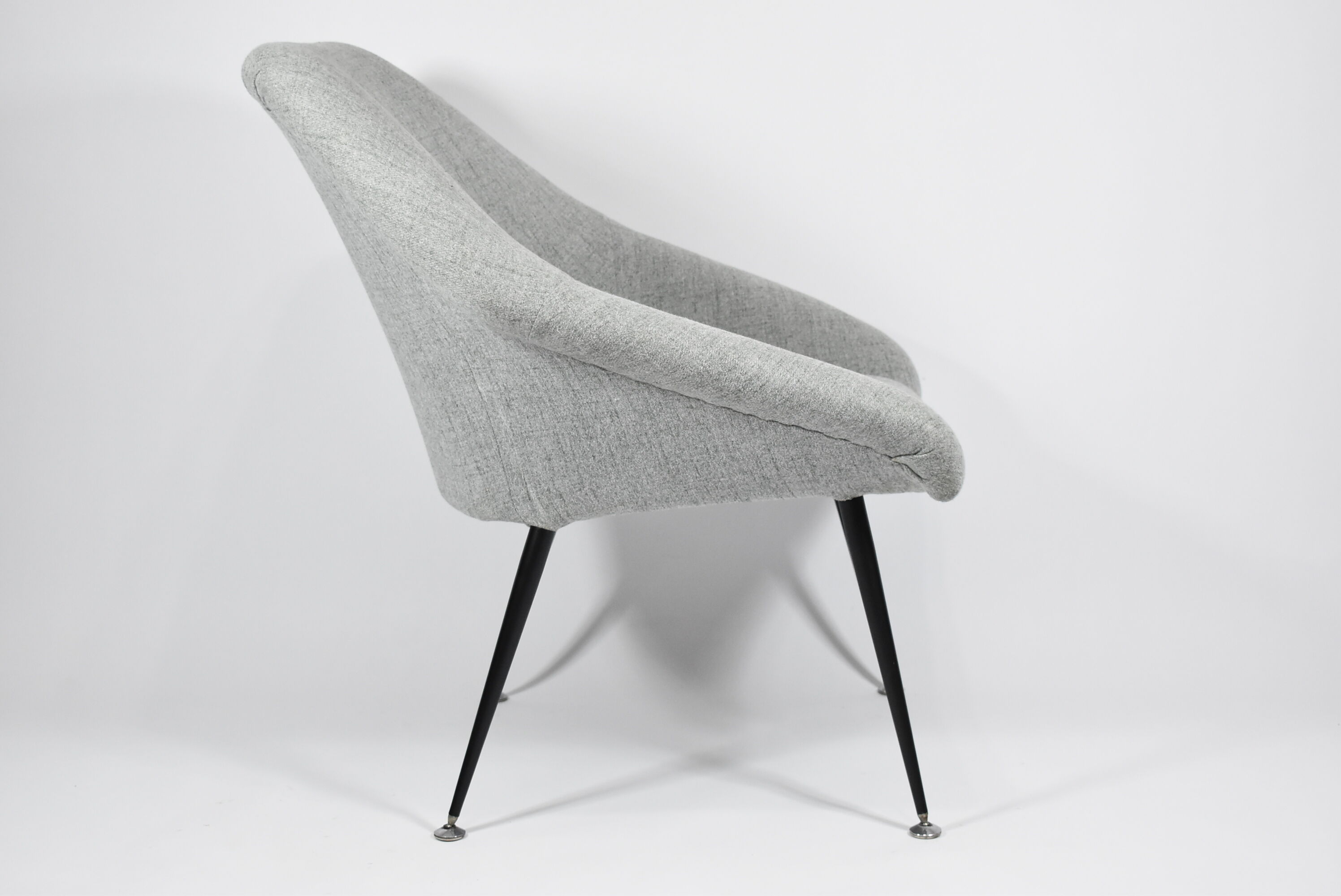 Fauteuil Eva, restauré, années 1960, gris