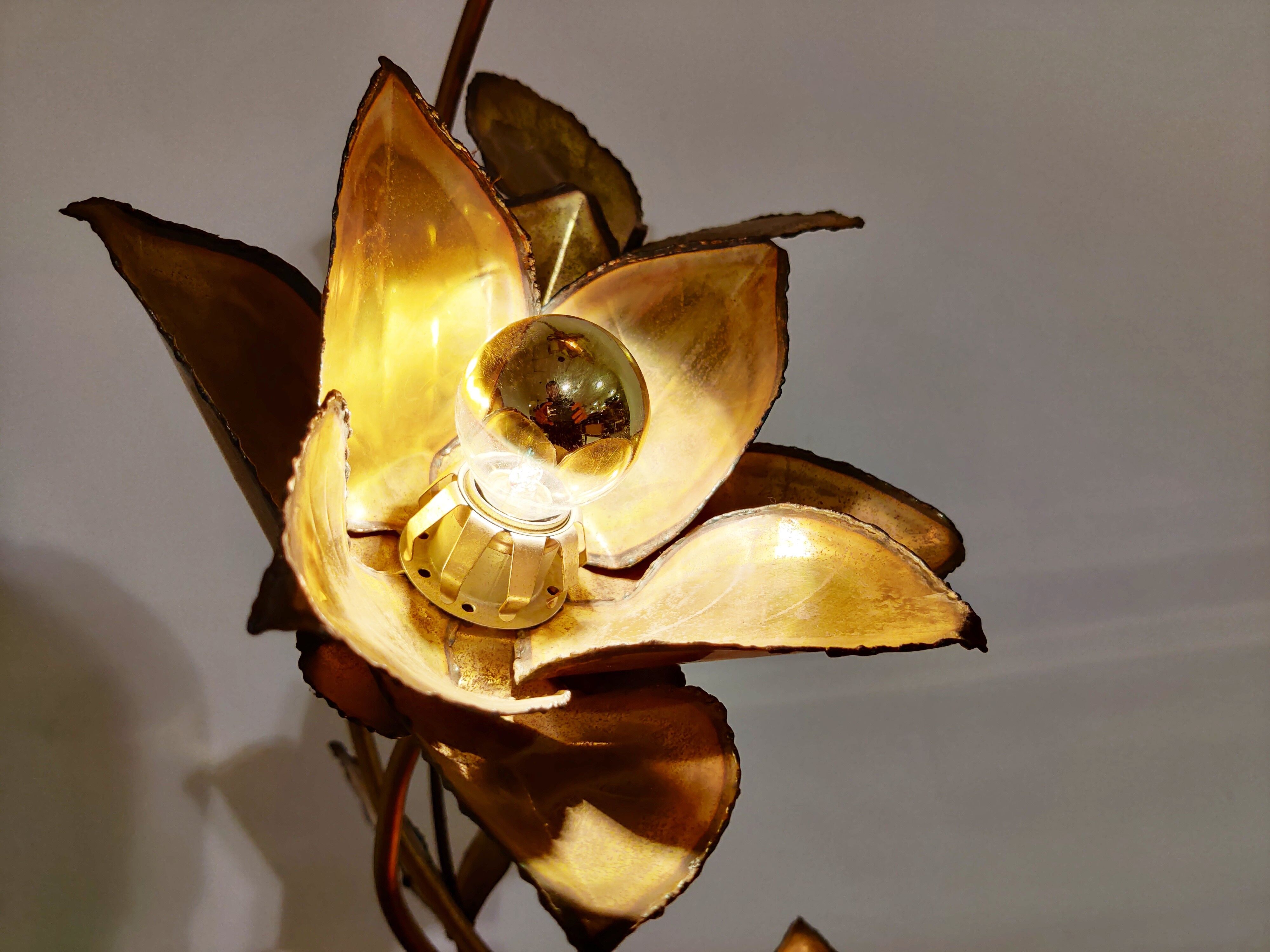 Flower lamp, 1970