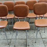 8 vintage chairs in skaï