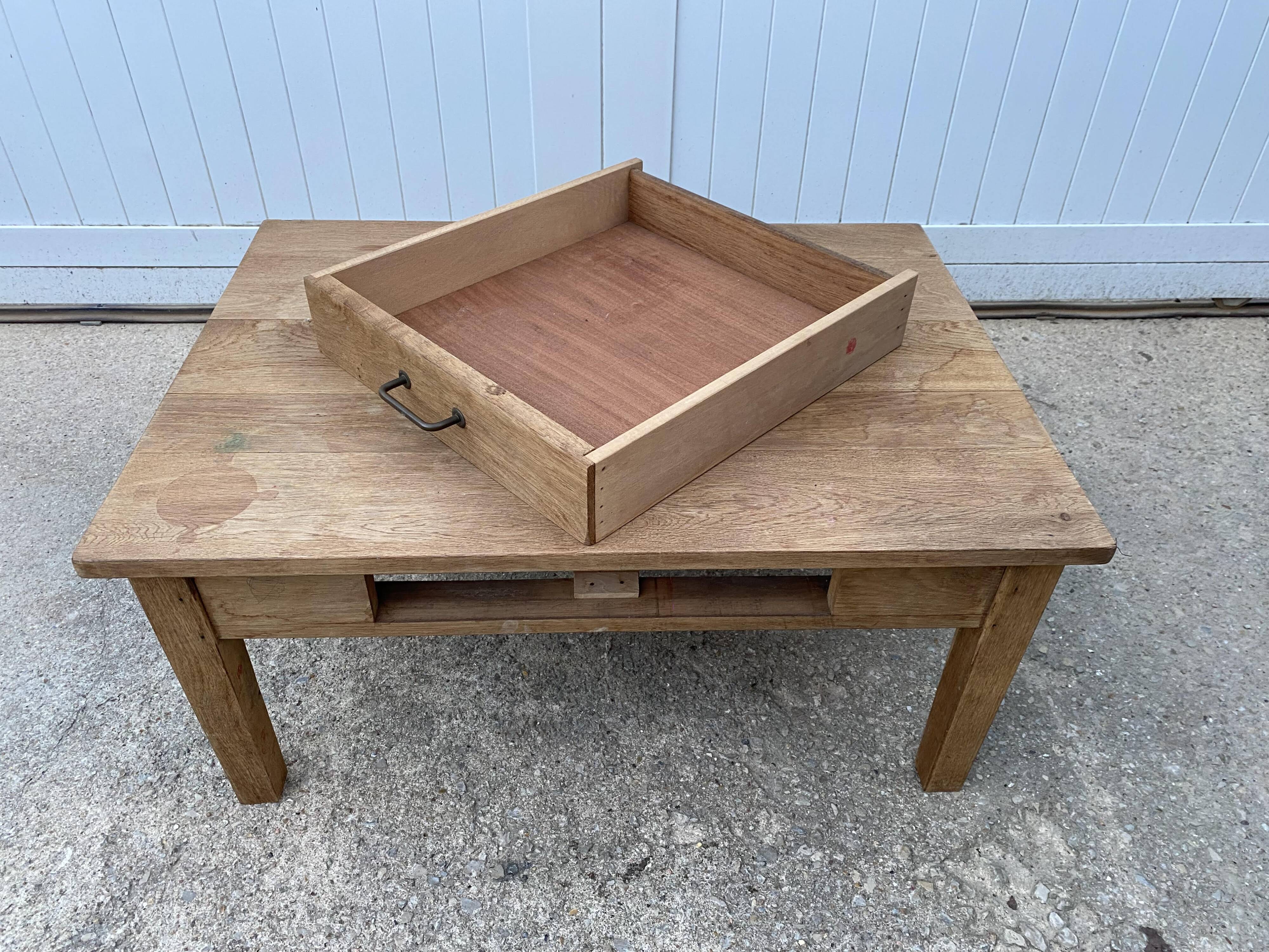 Rustic Farmhouse Coffee Table with 1 Drawer 1950