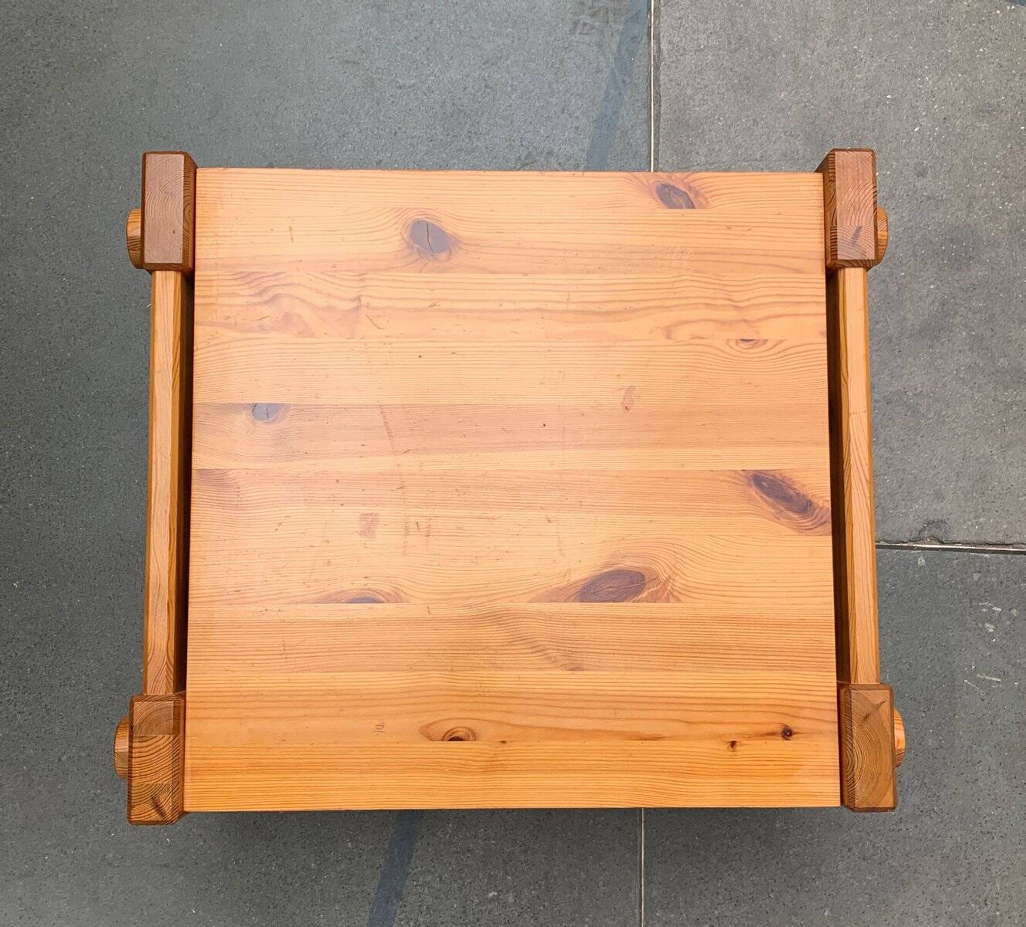 Vintage Scandinavian brutalist coffee table in Swedish pine by Yngve Ekström for Swedese, 1970s.