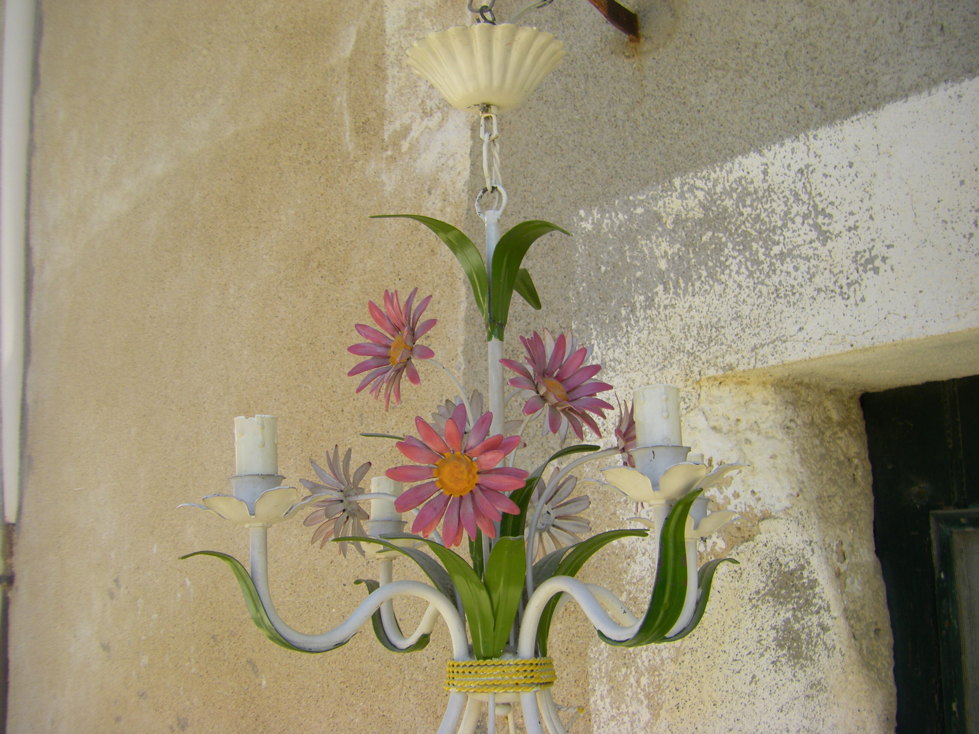 Vintage chandelier in painted sheet metal with flowers