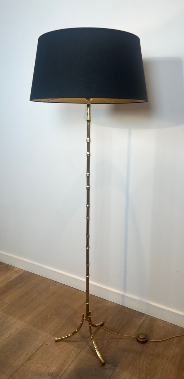 Lampadaire de parquet en bronze façon faux-bambou de la maison Baguès