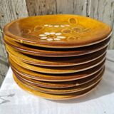 8 assiettes plates La Roue Vallauris