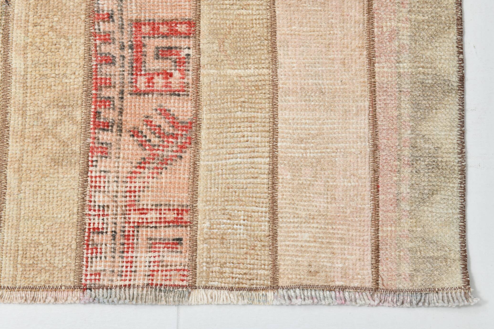 Tapis de couloir persan vintage beige
