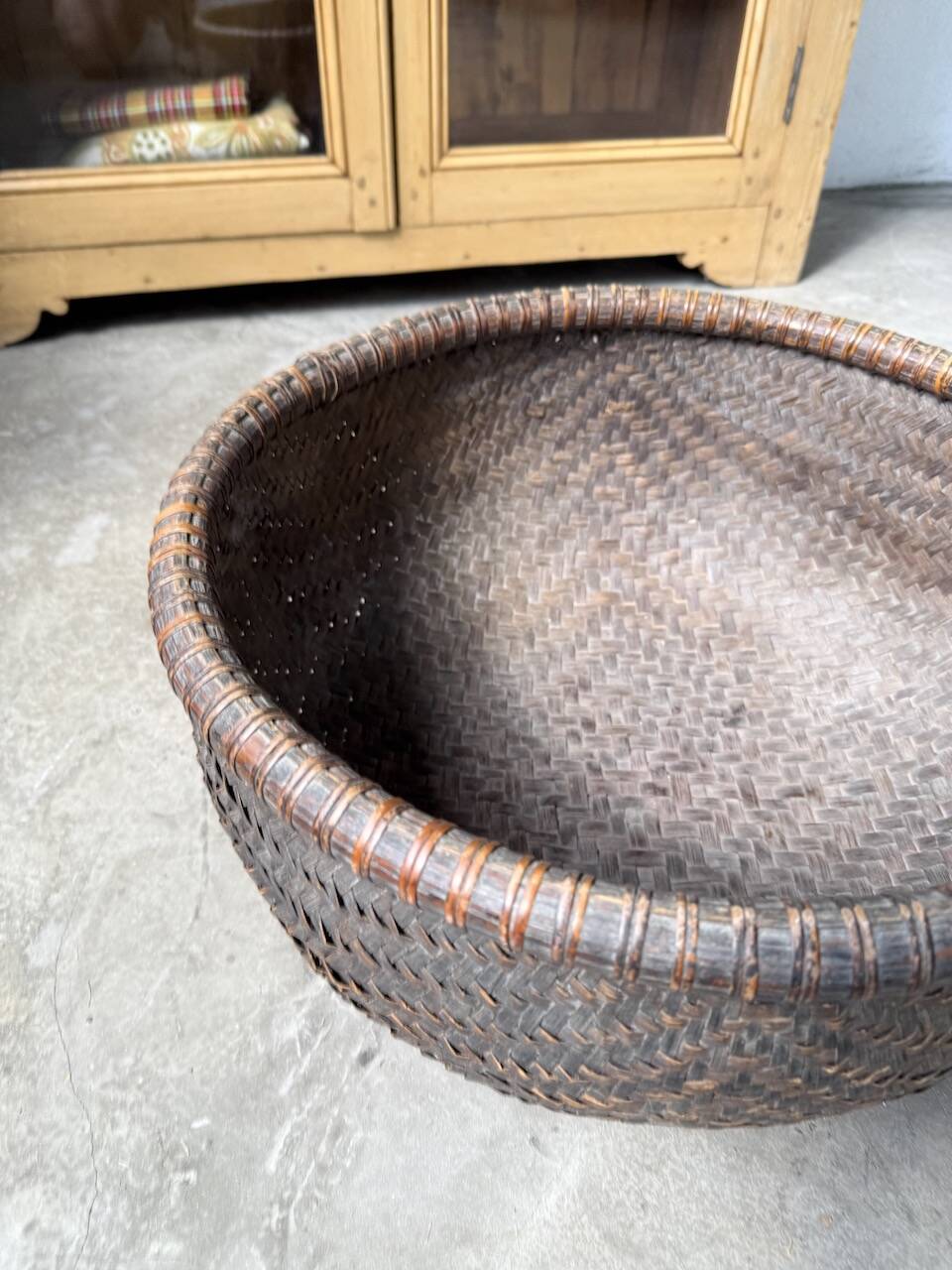Vietnamese tea basket, mid-20th century