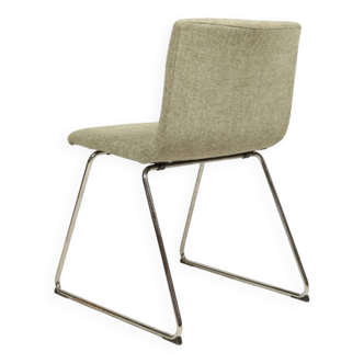 Chaise de salle à manger Bauhaus chrome et tissu vert pastel design scandinave 1980 rétro Ikea