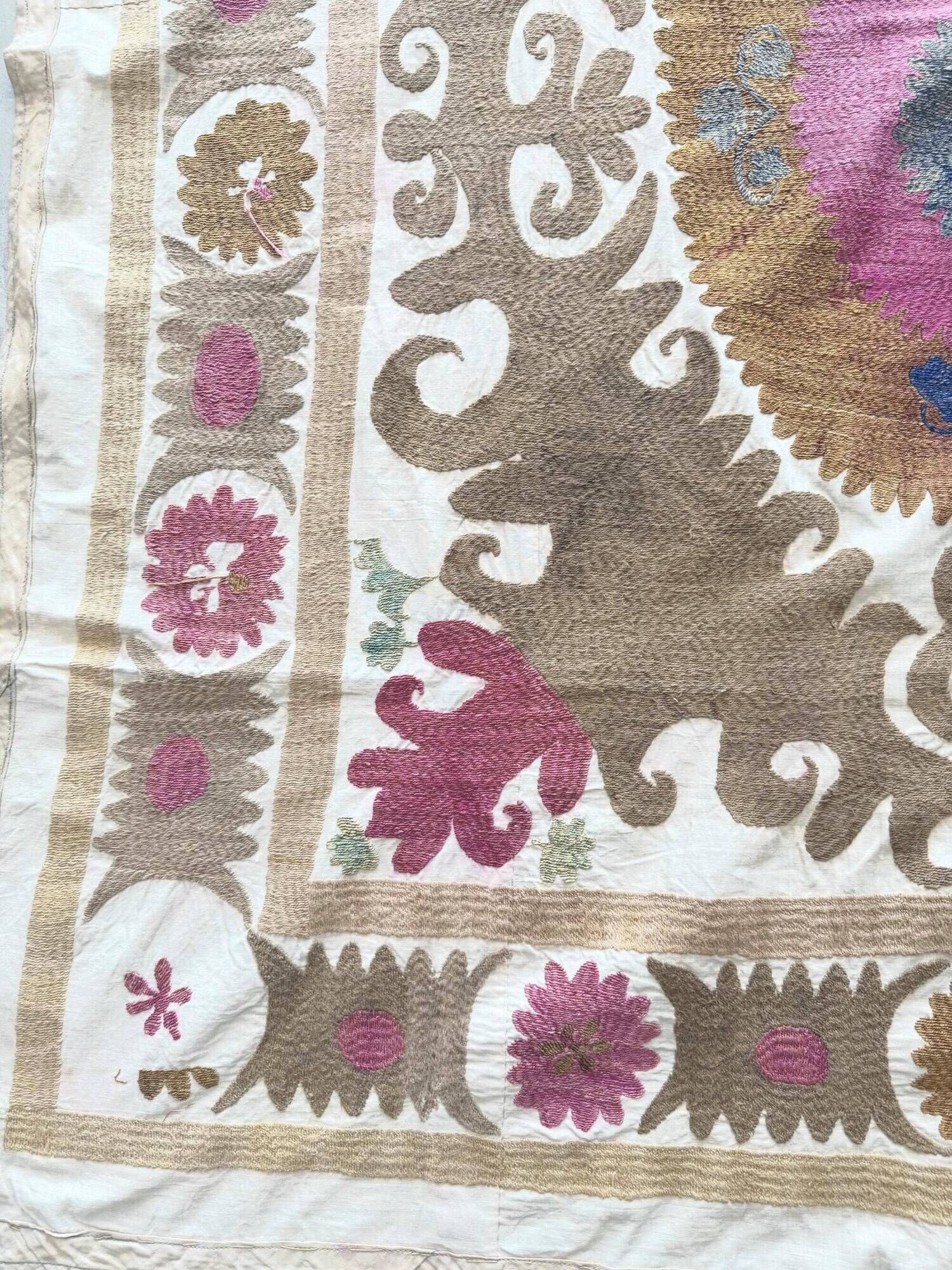 Vintage hand-embroidered tablecloth 121x133 cm