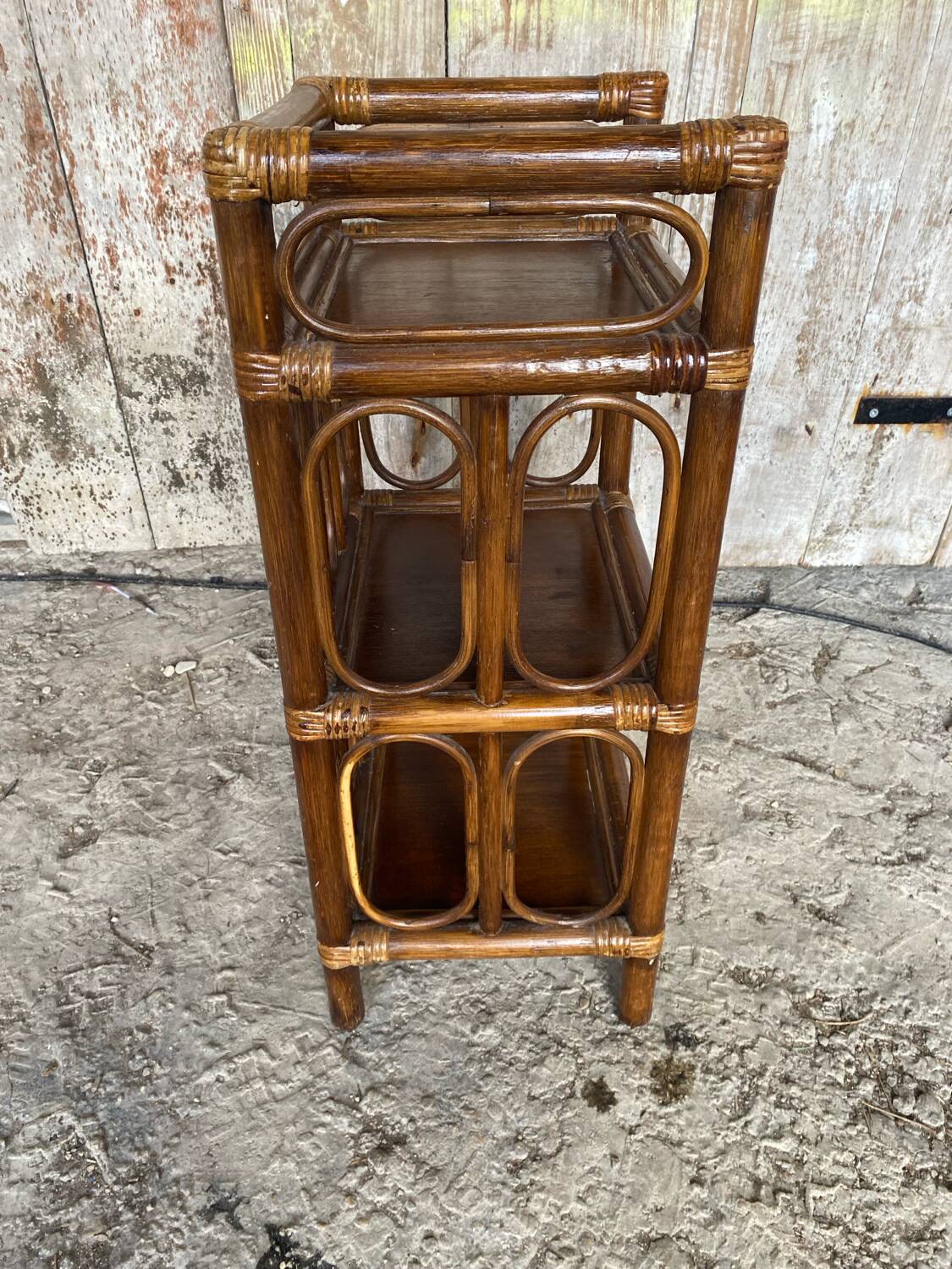 Vintage 1960s Rattan Shelf Unit with 3 Shelves #D621