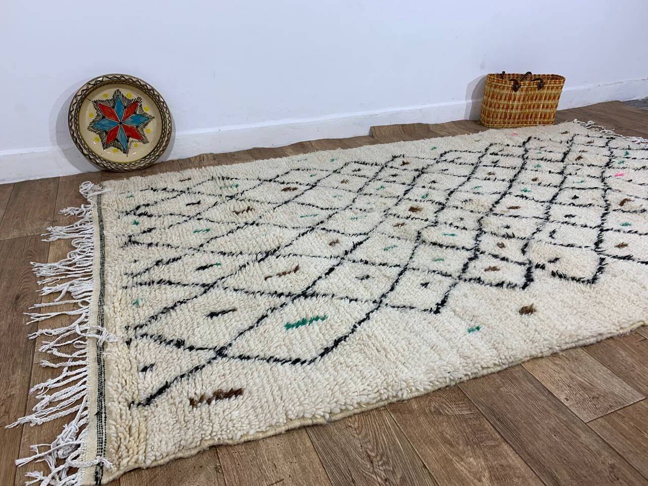 Tapis berbère marocain artisanal fait main 245 X 148 CM