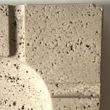 Sculpted travertine ashtray by Fratelli Manelli, Italian design 1970.