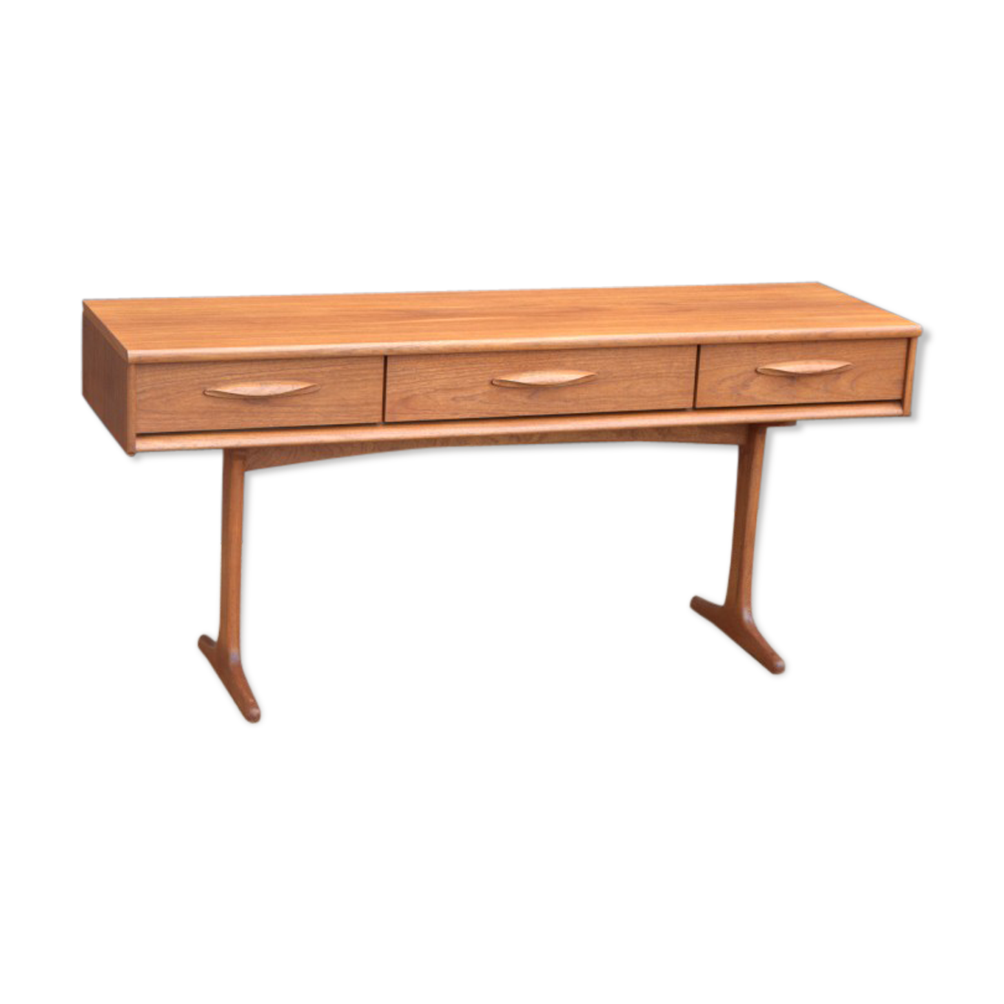 Console by Franck Guille for AustunSuite