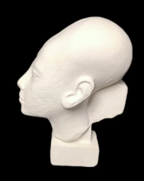 Daughter of Amenophis IV and Nefertiti Louvre Museum