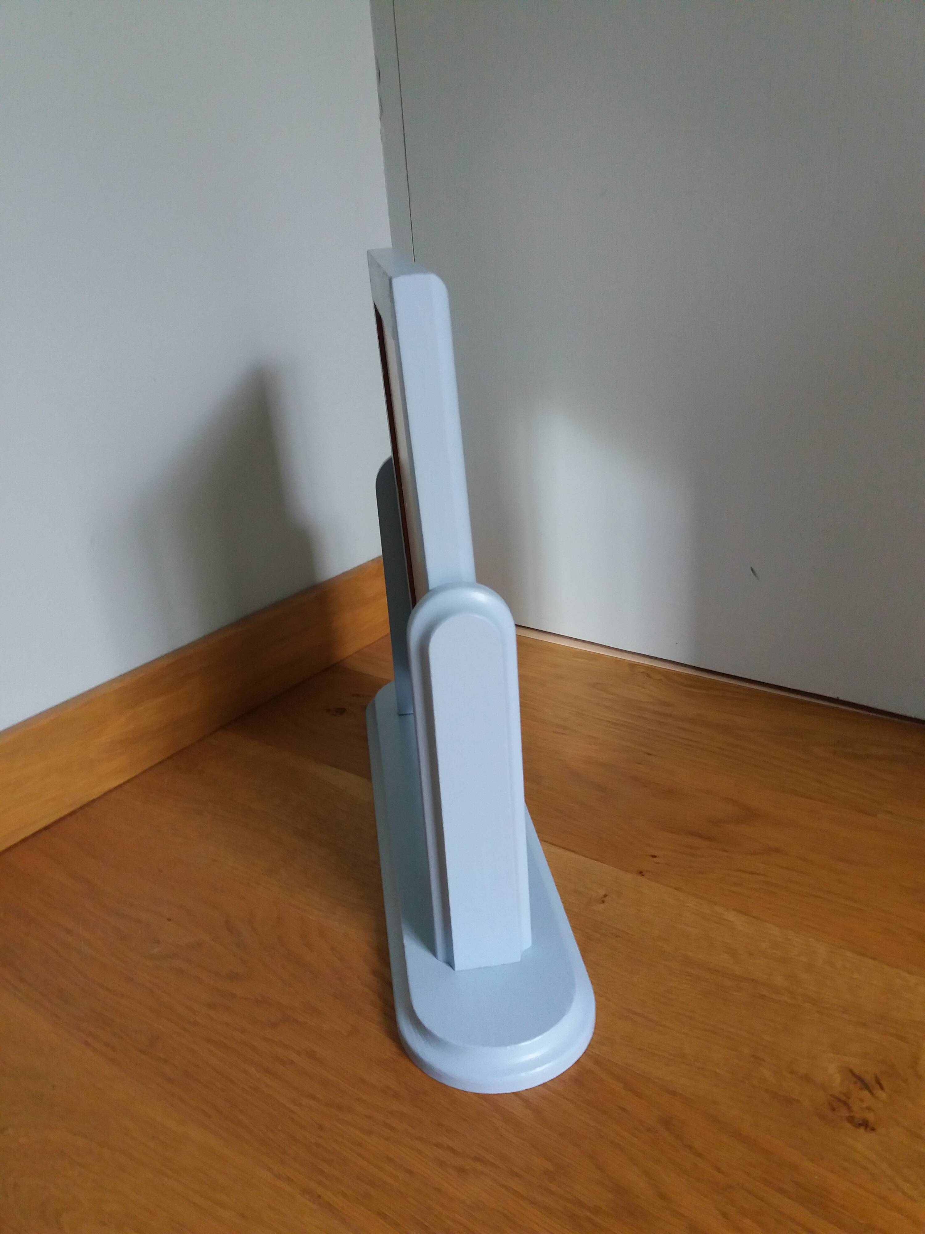 Swivel table mirror