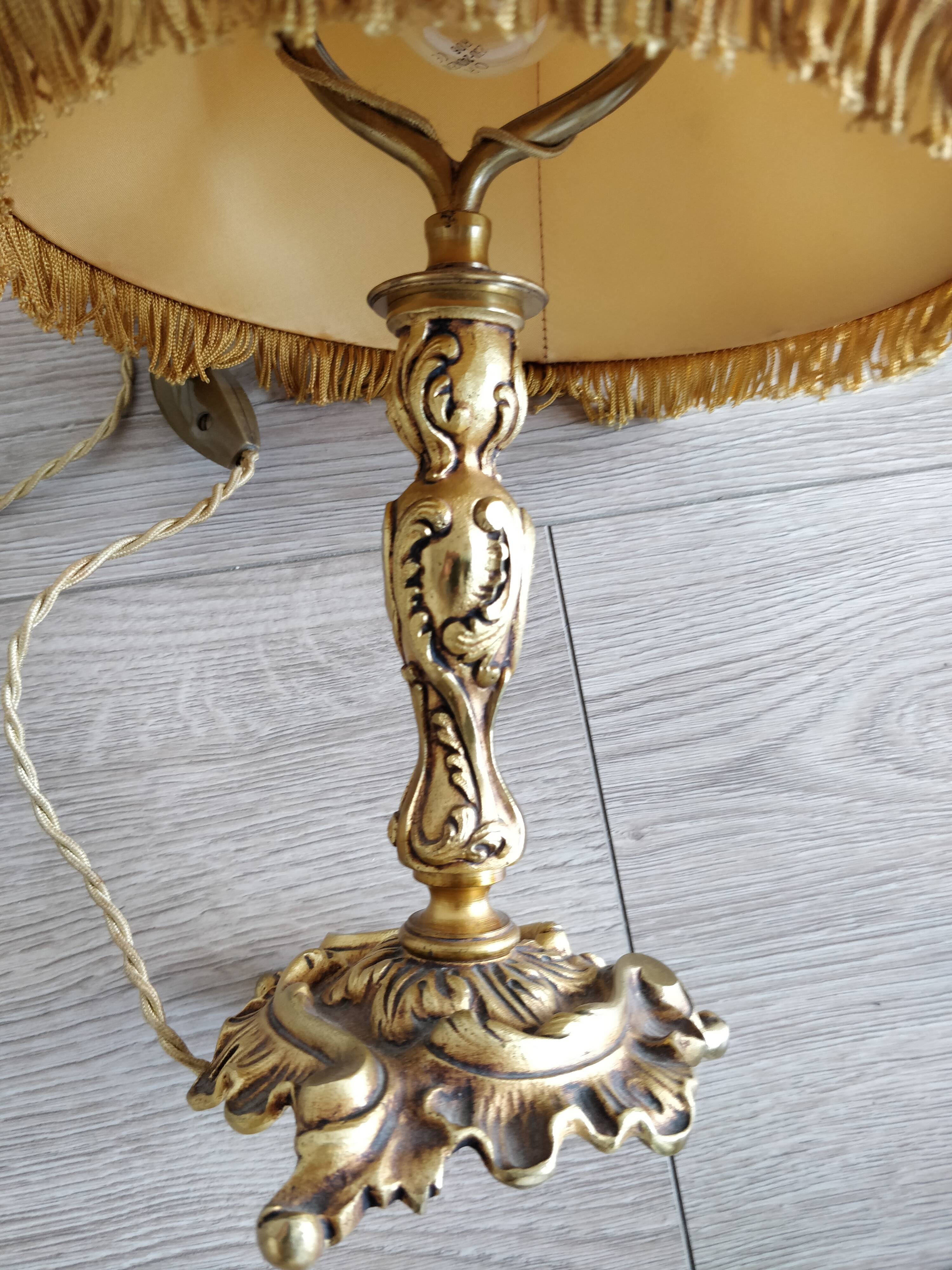 Bronze tripod bedside lamp