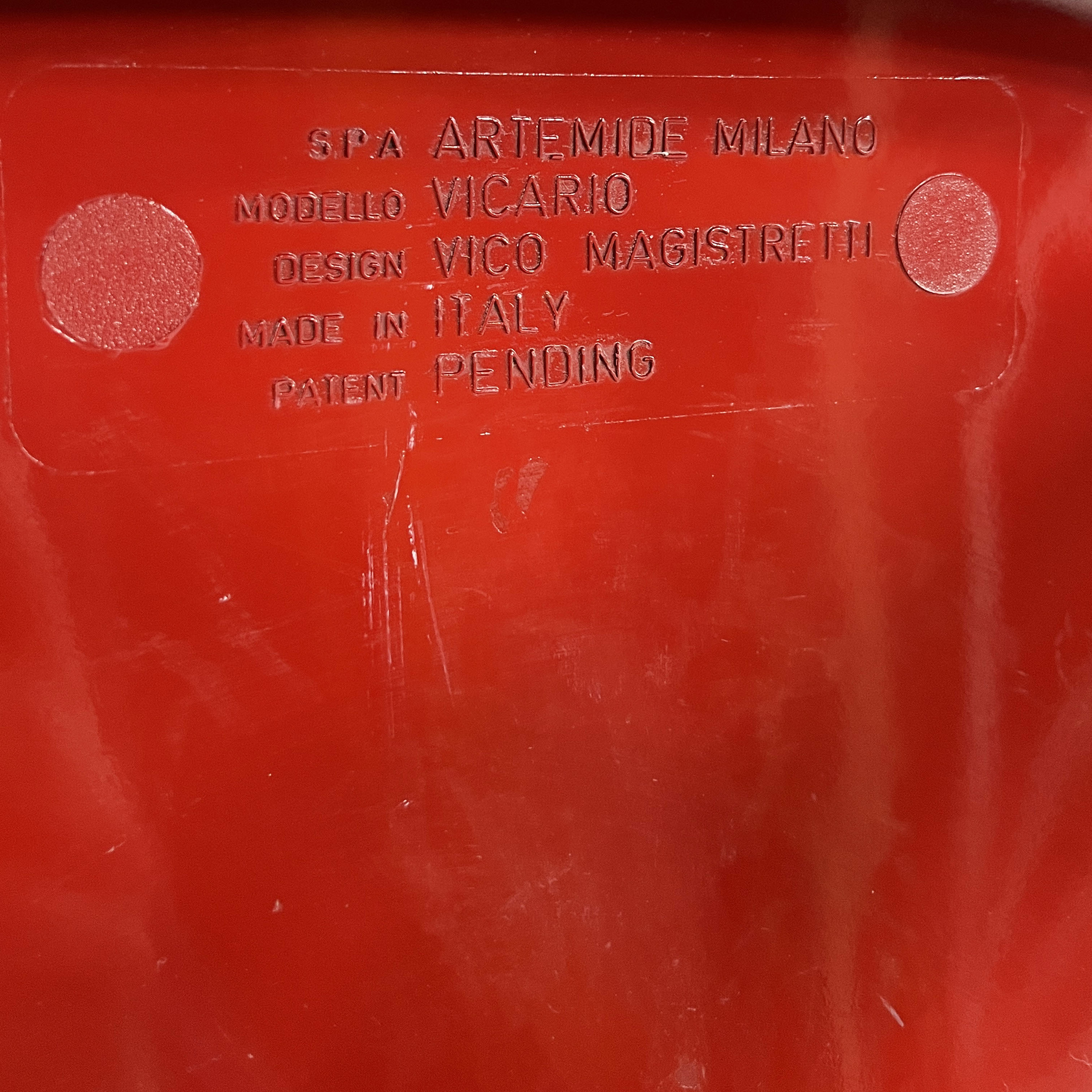 Pair of armchairs vicario bordeaux by Vico Magistretti for Artemide, 1970