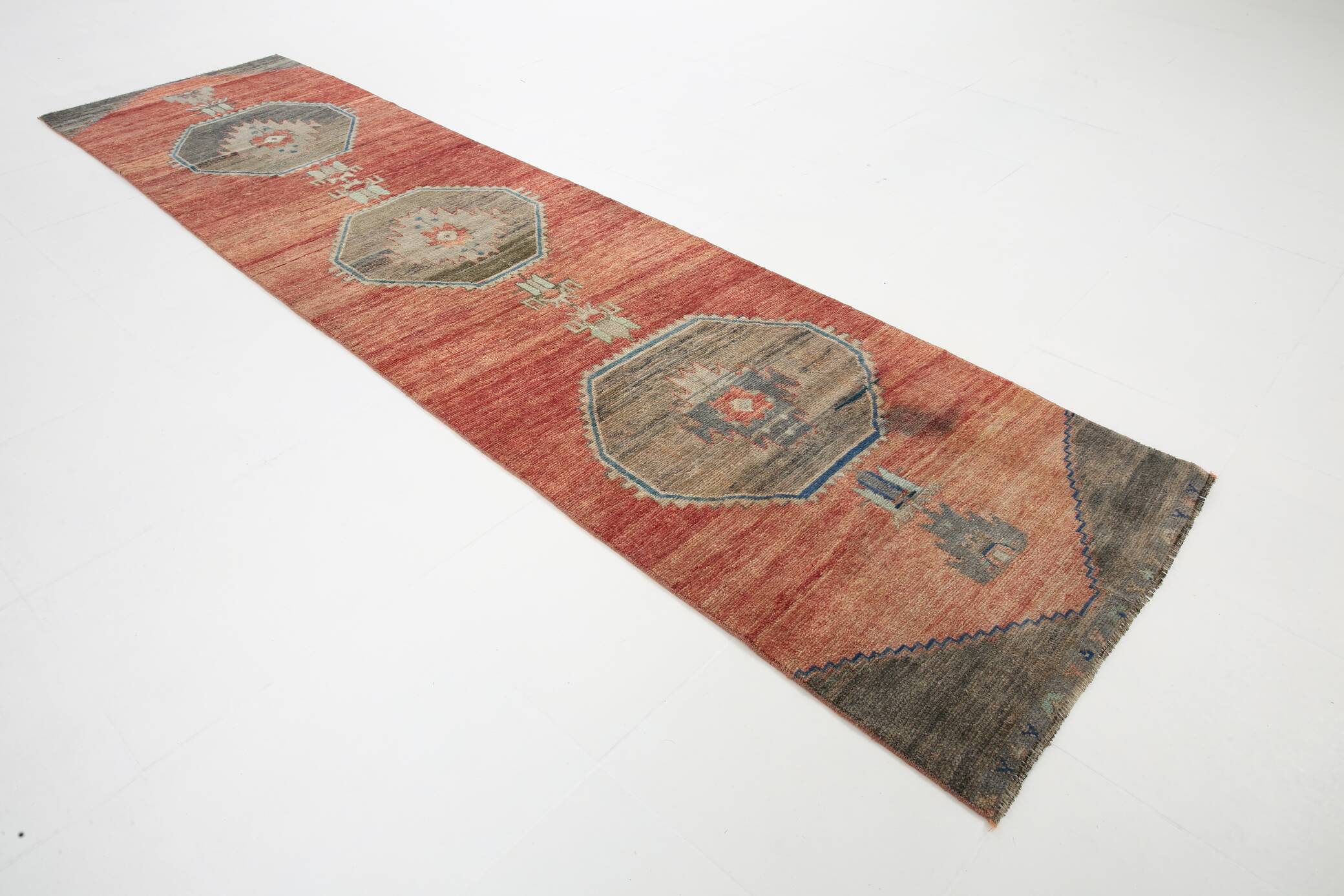 Red & Brown Vintage Persian Runner Rug, 81x317Cm