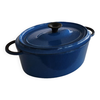 Cast iron casserole