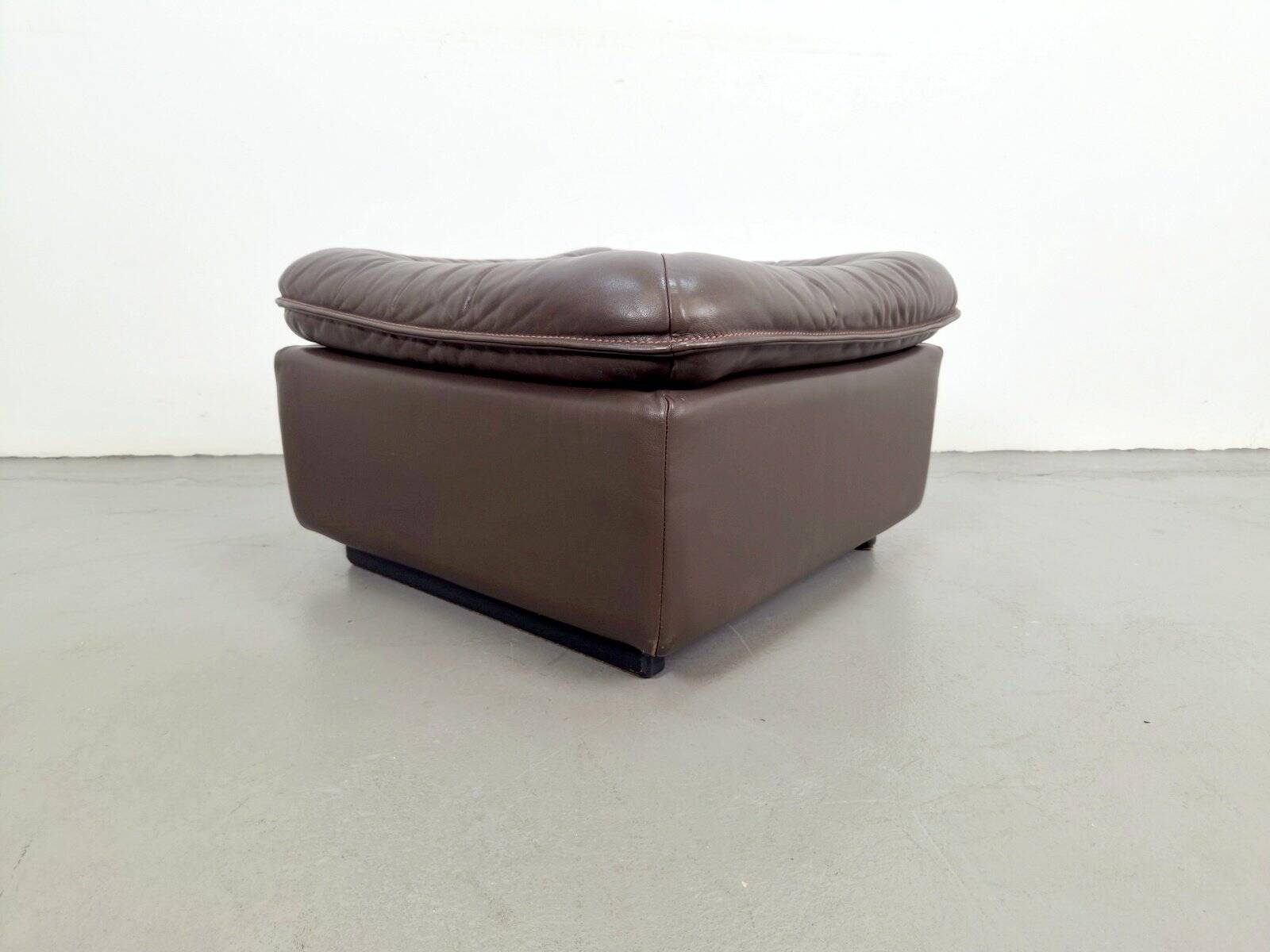 Mid-Century DS 11 Ottoman in Brown Leather from de Sede, Switzerland, 1960s