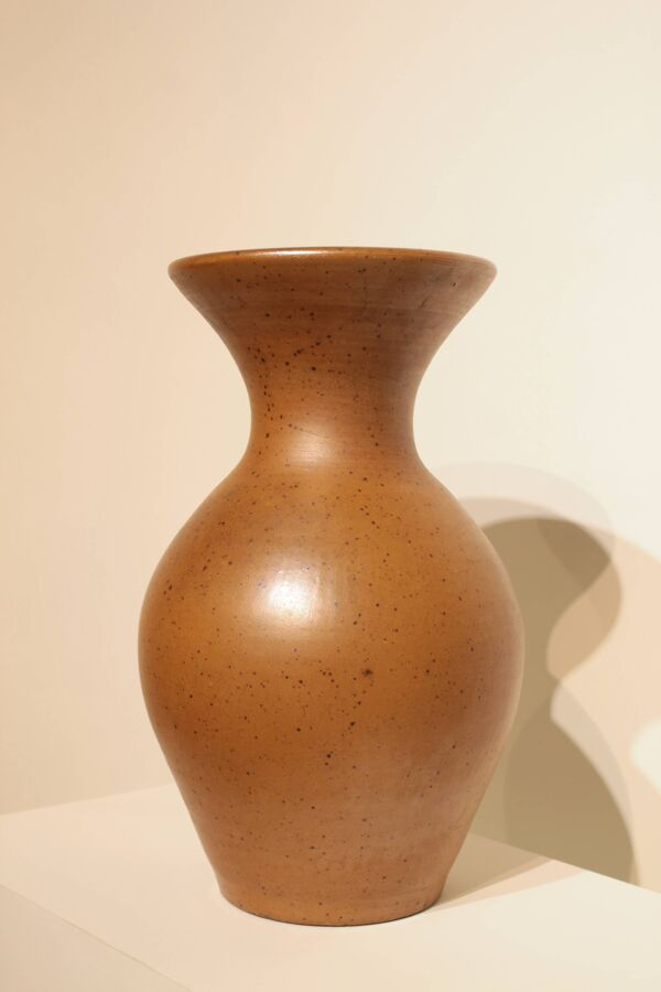 Grand pot en grès pyrité