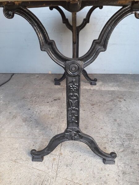 Bistro table, period art deco 1930