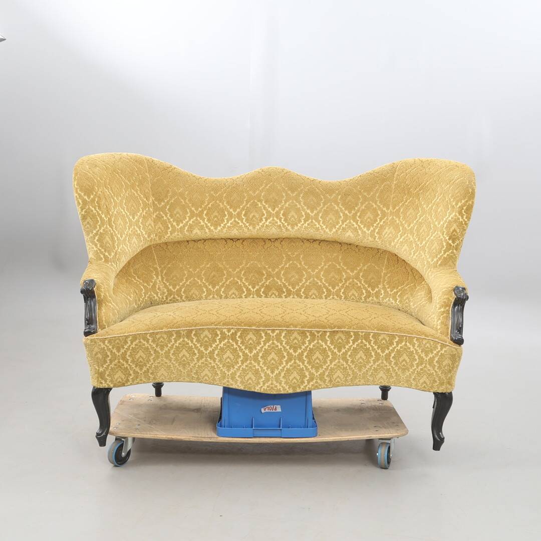 Vintage Rococo-Style Sofa — Elegant Curved Salon Silhouette — W 160 cm (63.