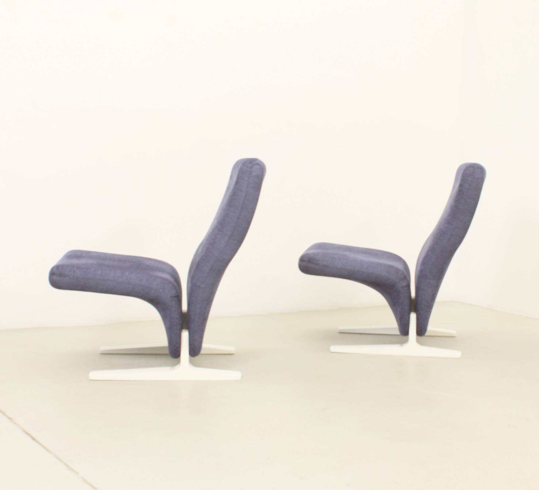 Pair of Concorde armchairs by Pierre Paulin for Artifort, 1966