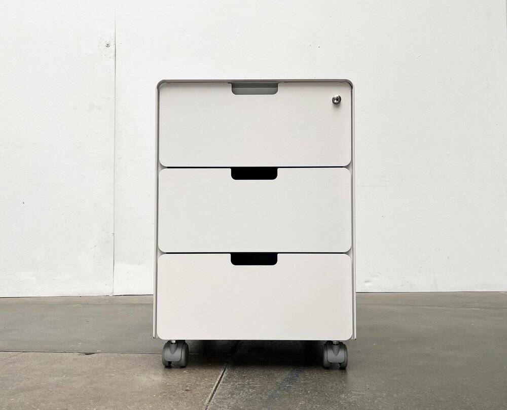 Metal office cart series ATM by Jasper Morrison for Vitra