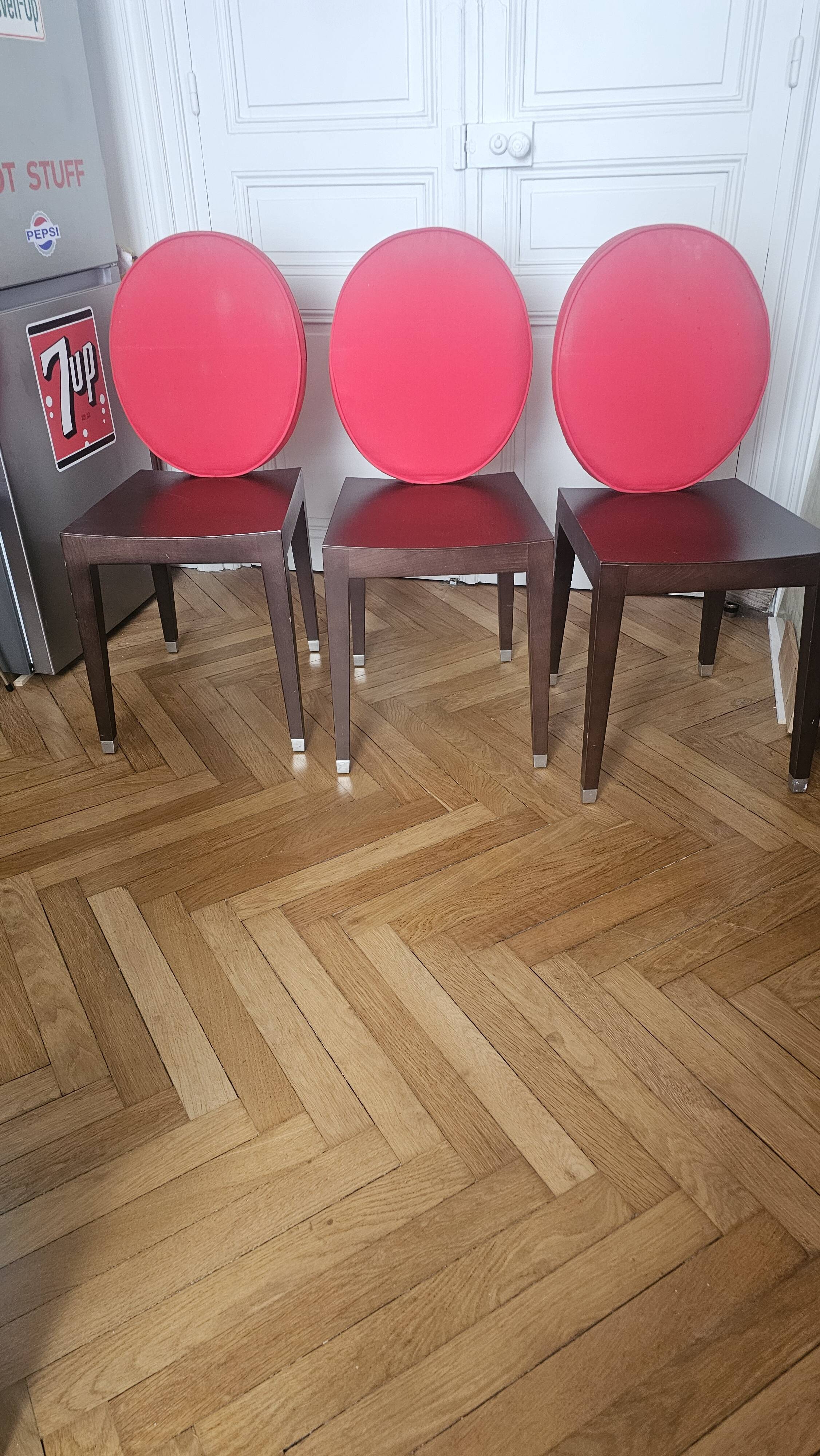 6 "Valentine" chairs – Jean-Charles de Castelbajac Ligne Roset