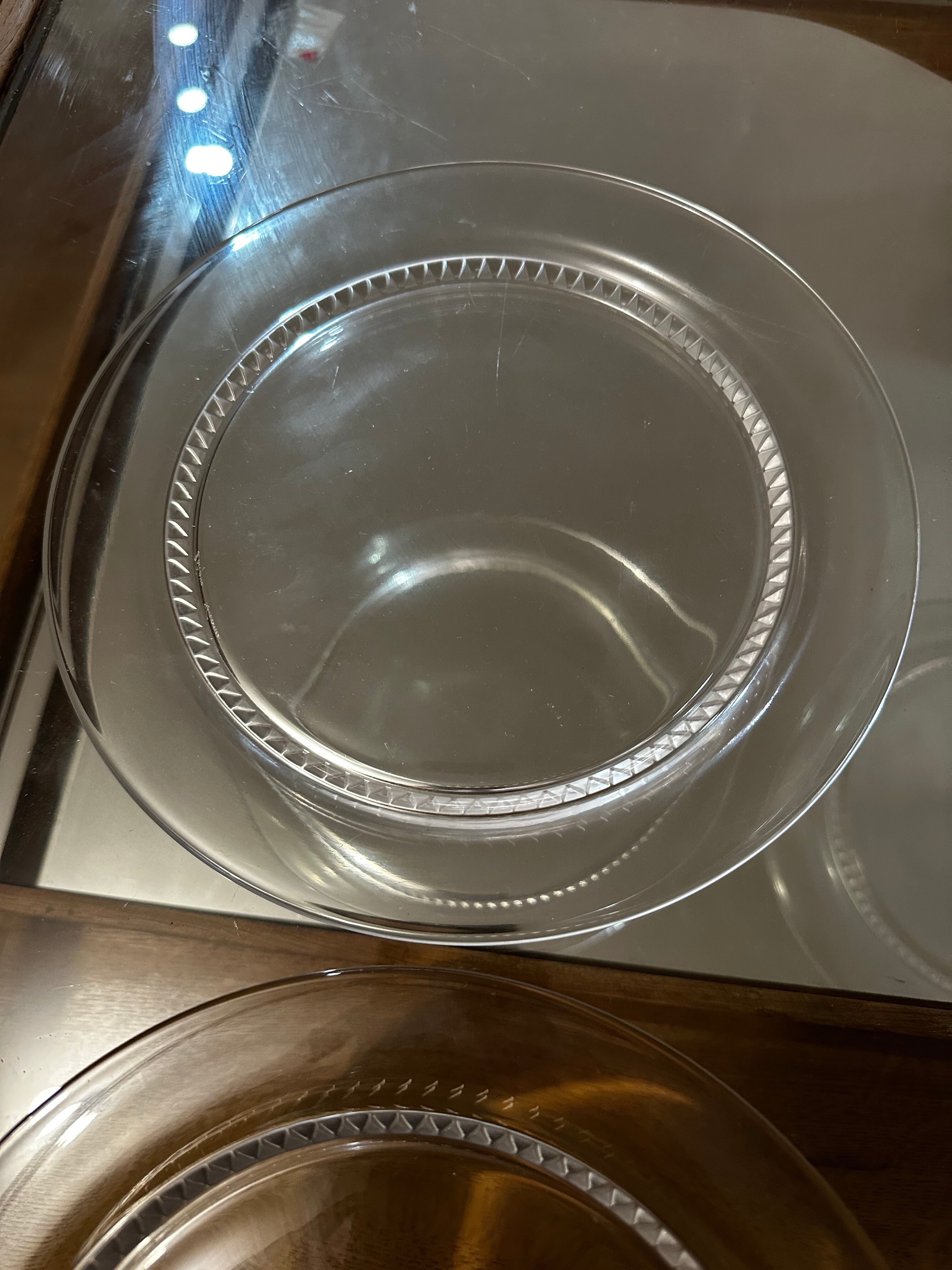 6 Large Lalique plates France Model Bourgueil D 21 cm