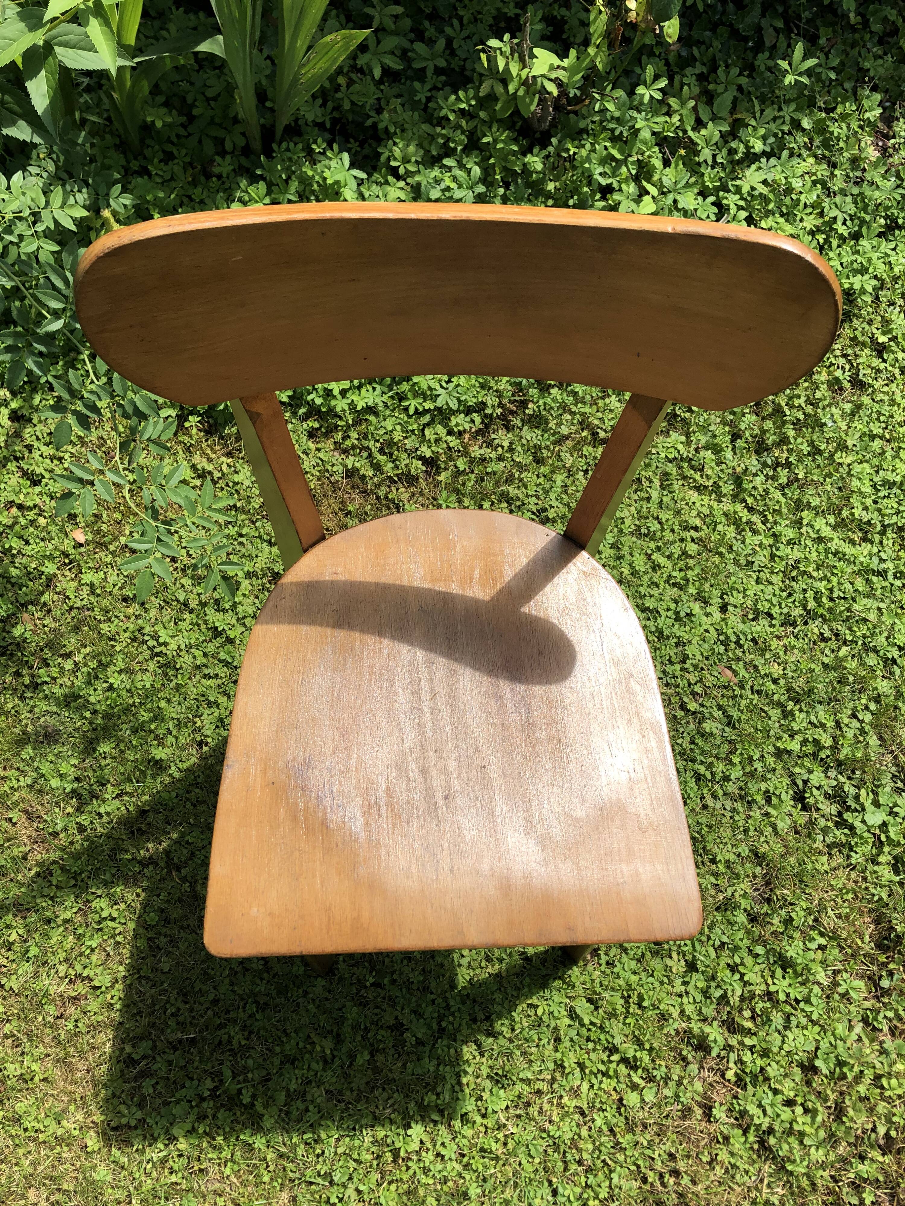 Chaise scandinave bois clair années 70 vintage