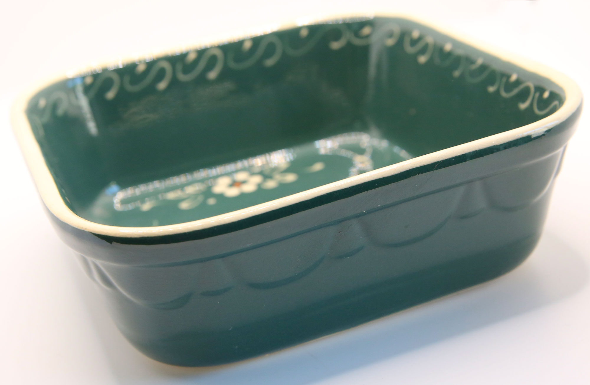 Artisanal square gratin dish of Alsace green with flowers