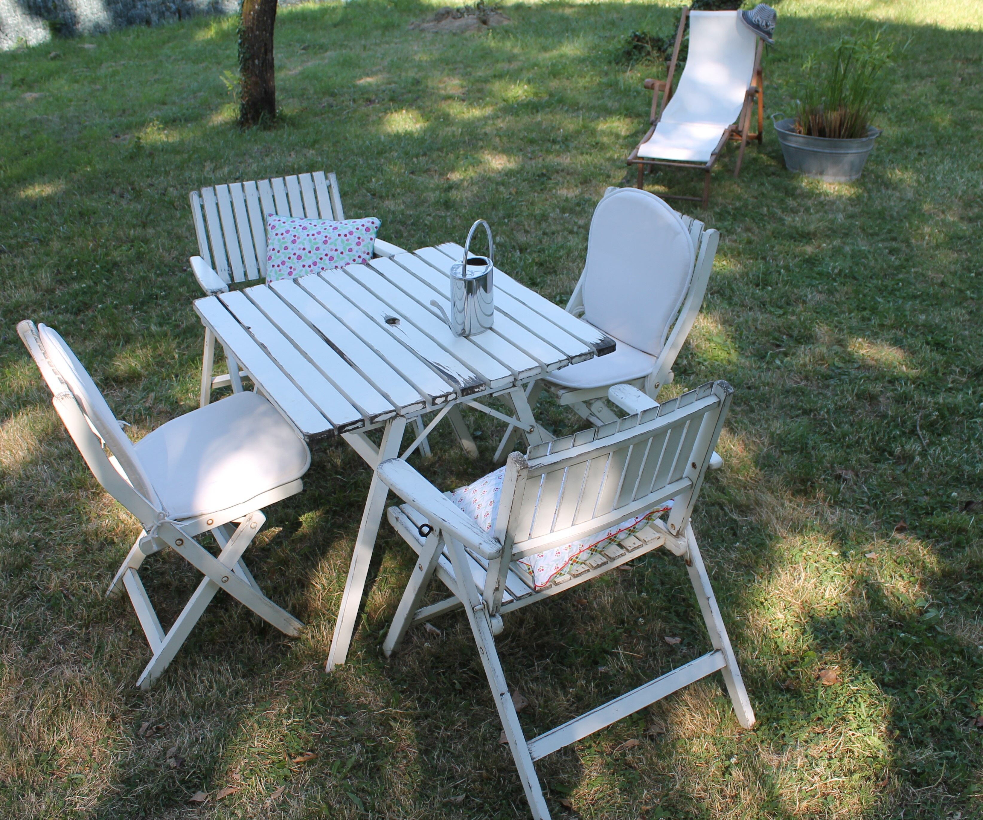 R. Gleizes table armchairs & vintage garden chair set