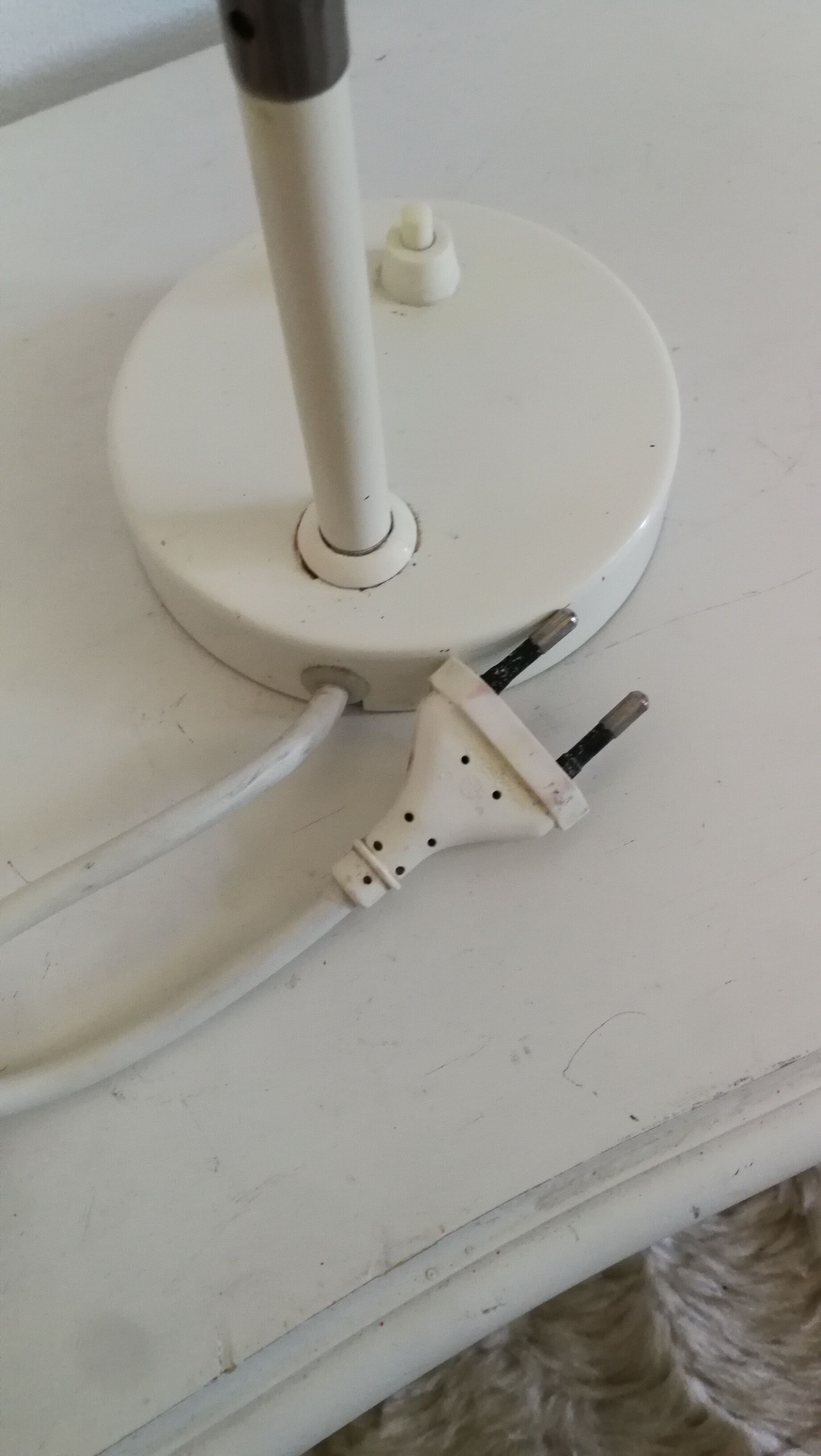 Flexible desk lamp, design 70s, white metal