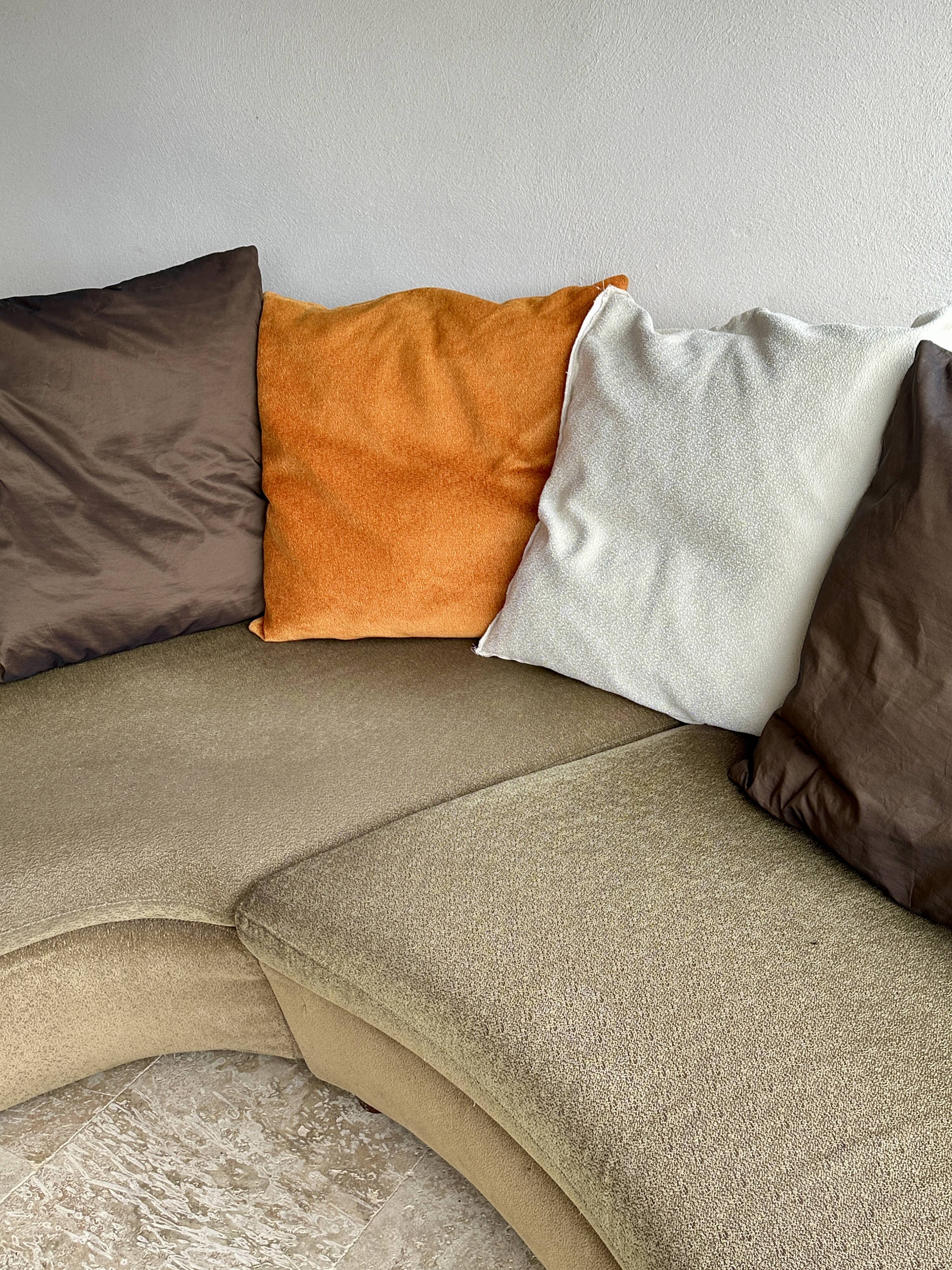 Roche Bobois sofa design - Boa model