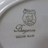 Bayonne, the name of this dish from ceranord St Amand vintage 1950/1960