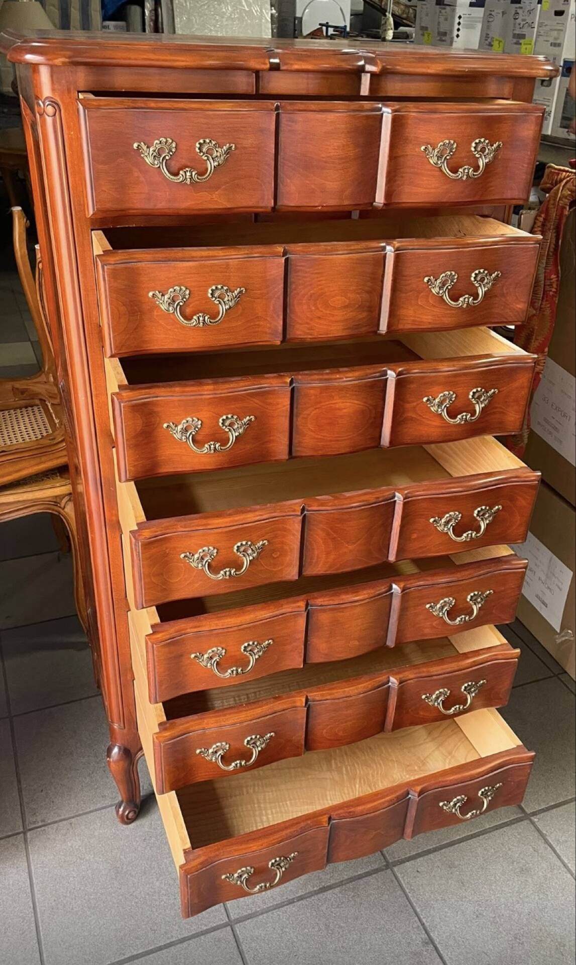Semainier /chiffonnière en bois