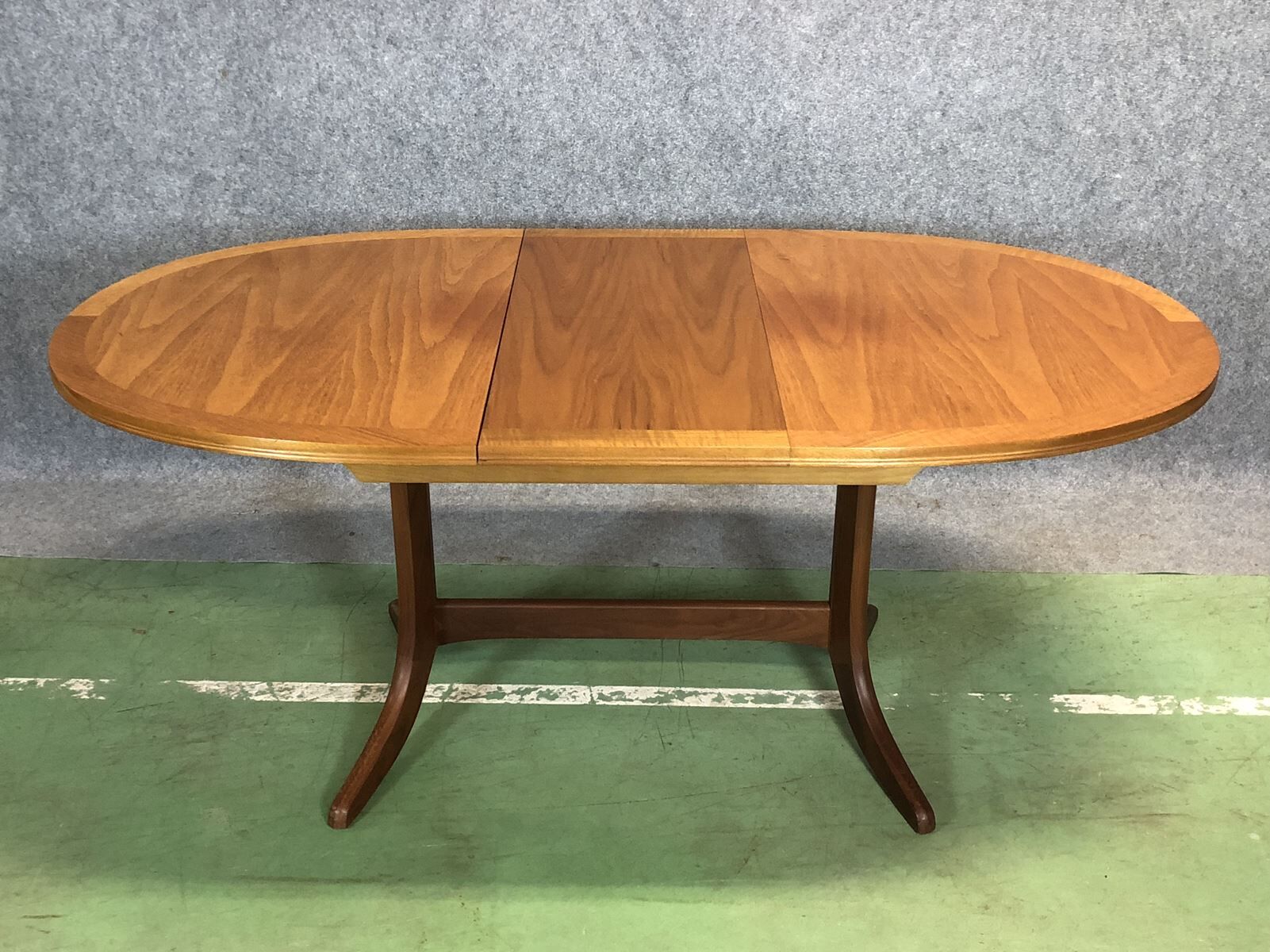 Scandinavian style teak table - 70s