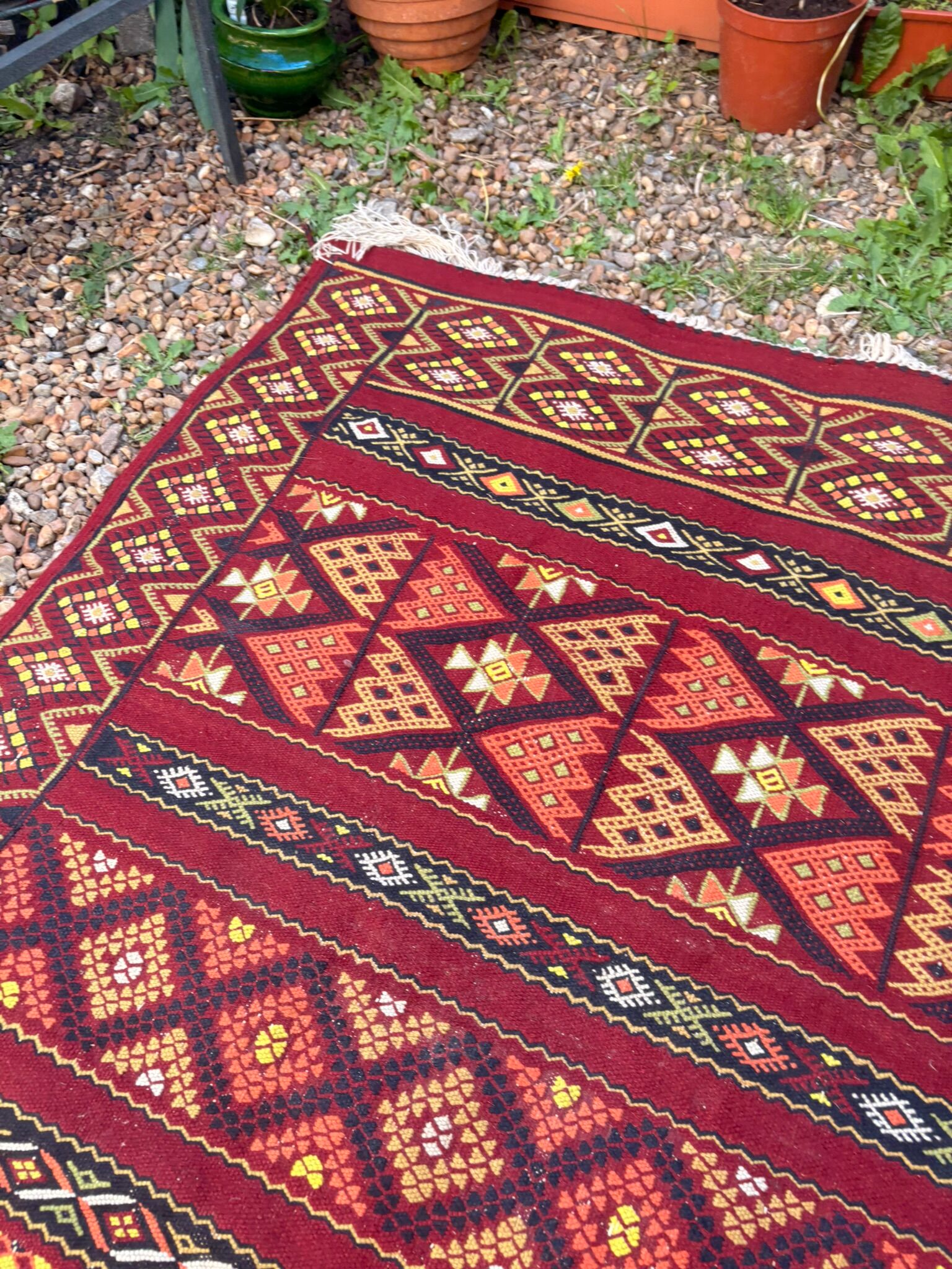 Vintage Boho Chic Berber Kilim Rug 200x115 Wool Tunisia Red