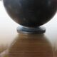 Cendrier " boule " en métal années 70