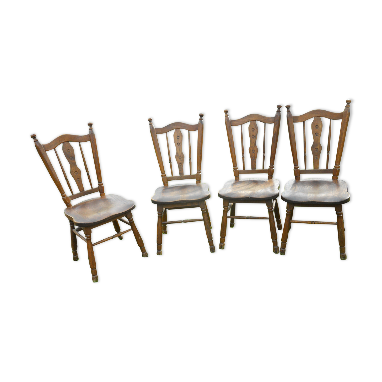 Suite de 4 chaises windsor