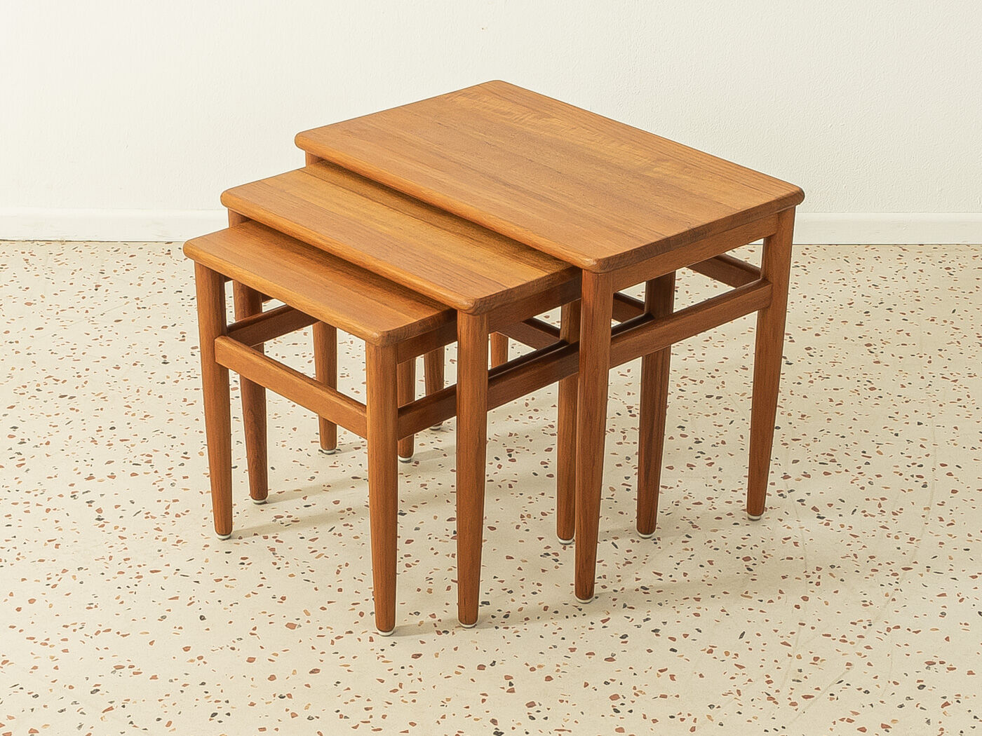 Pull out tables 1960